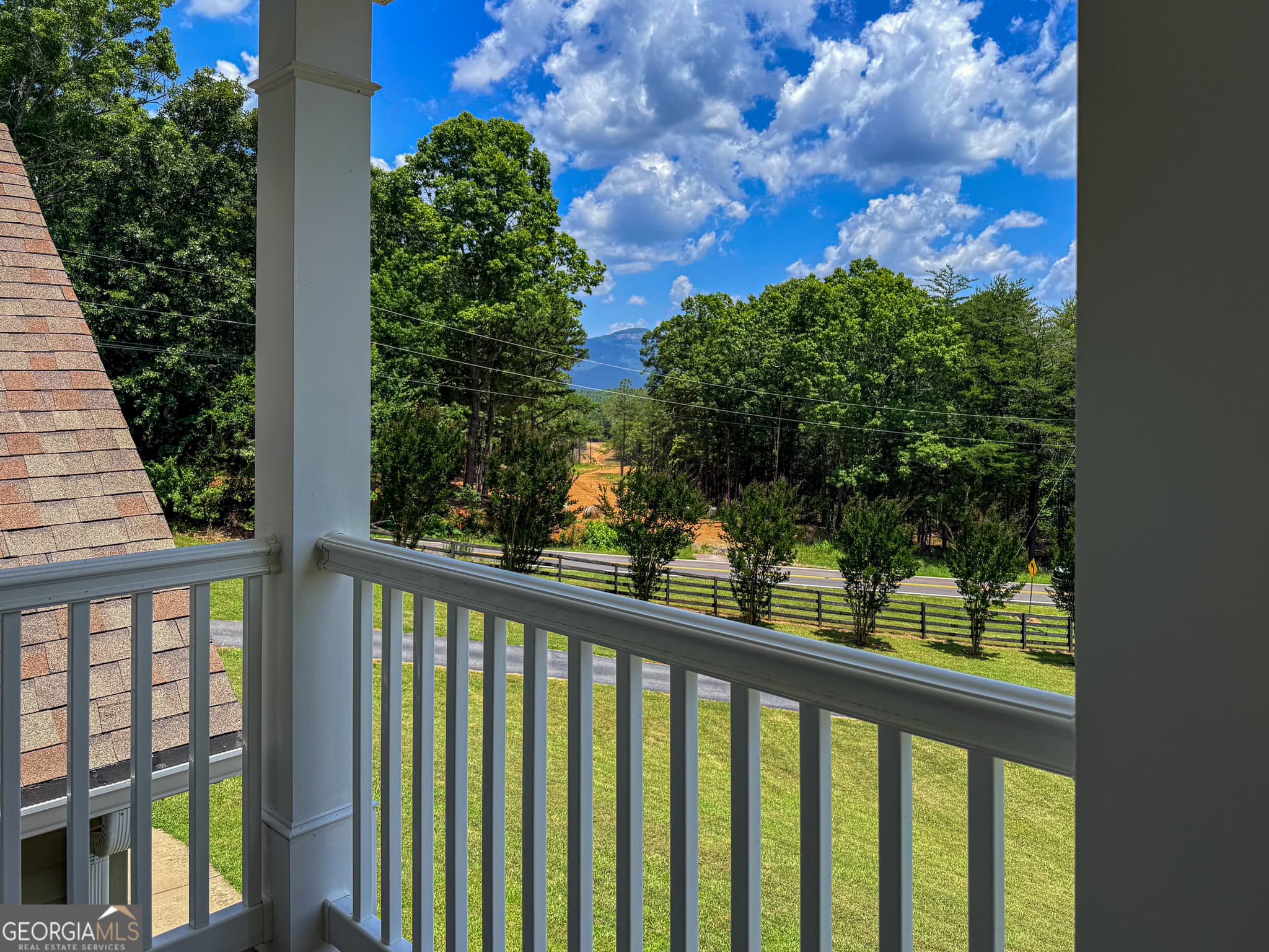 5 bedroom, 4 bathroom, 2,978 sq ft single family residence for sale at 1917 Albert Reid Road, Cleveland, GA 30528 — photo 5