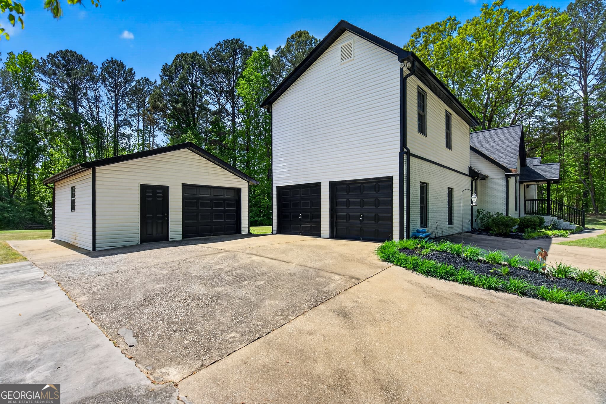 4 bedroom, 2.5 bathroom, 3,393 sq ft single family residence for sale at 11 Saint Marks Road, Hogansville, GA 30230 — photo 5