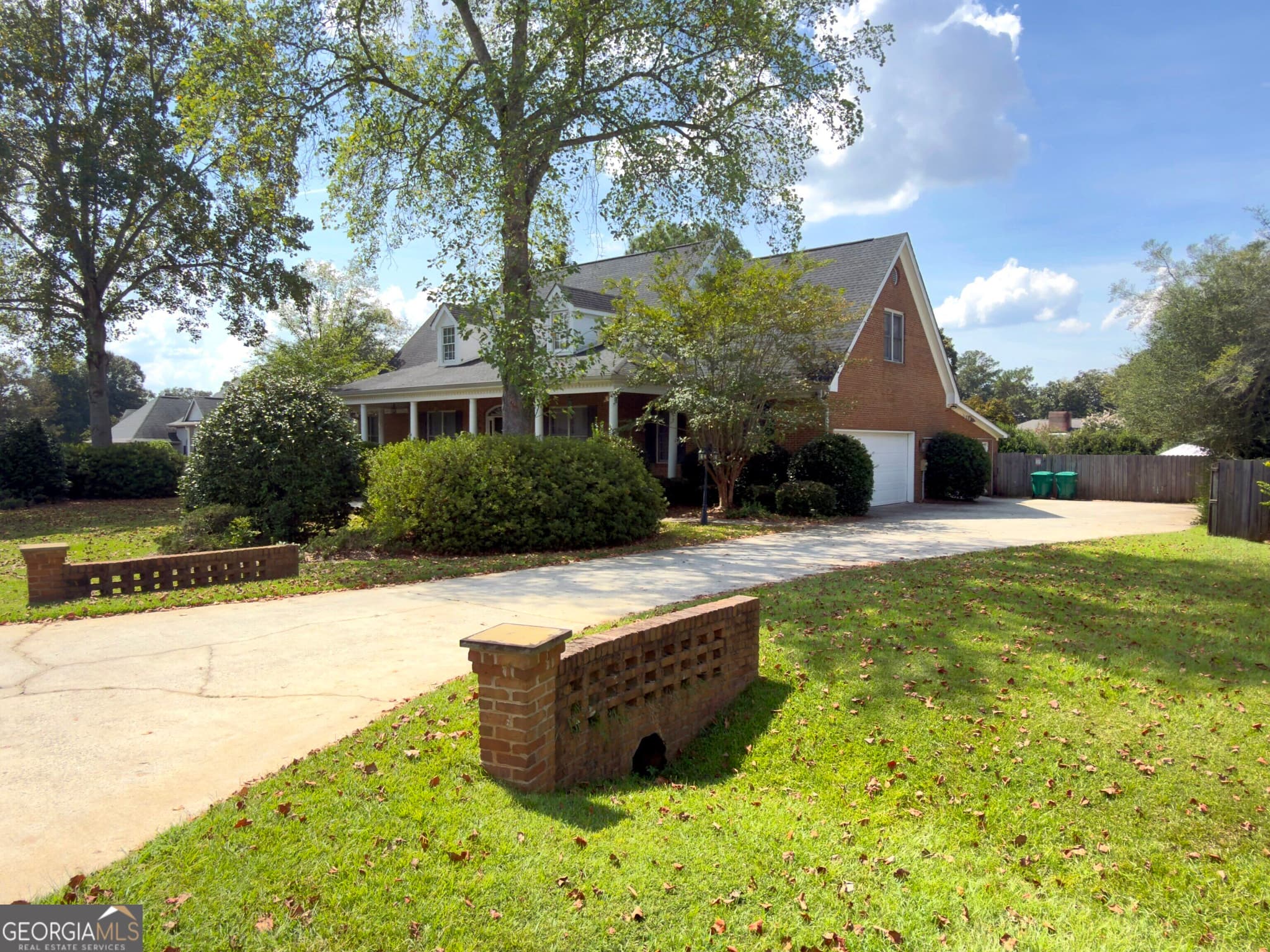 4 bedroom, 3.5 bathroom, 3,557 sq ft single family residence for sale at 122 Partridge Trail, Warner Robins, GA 31088 — photo 2