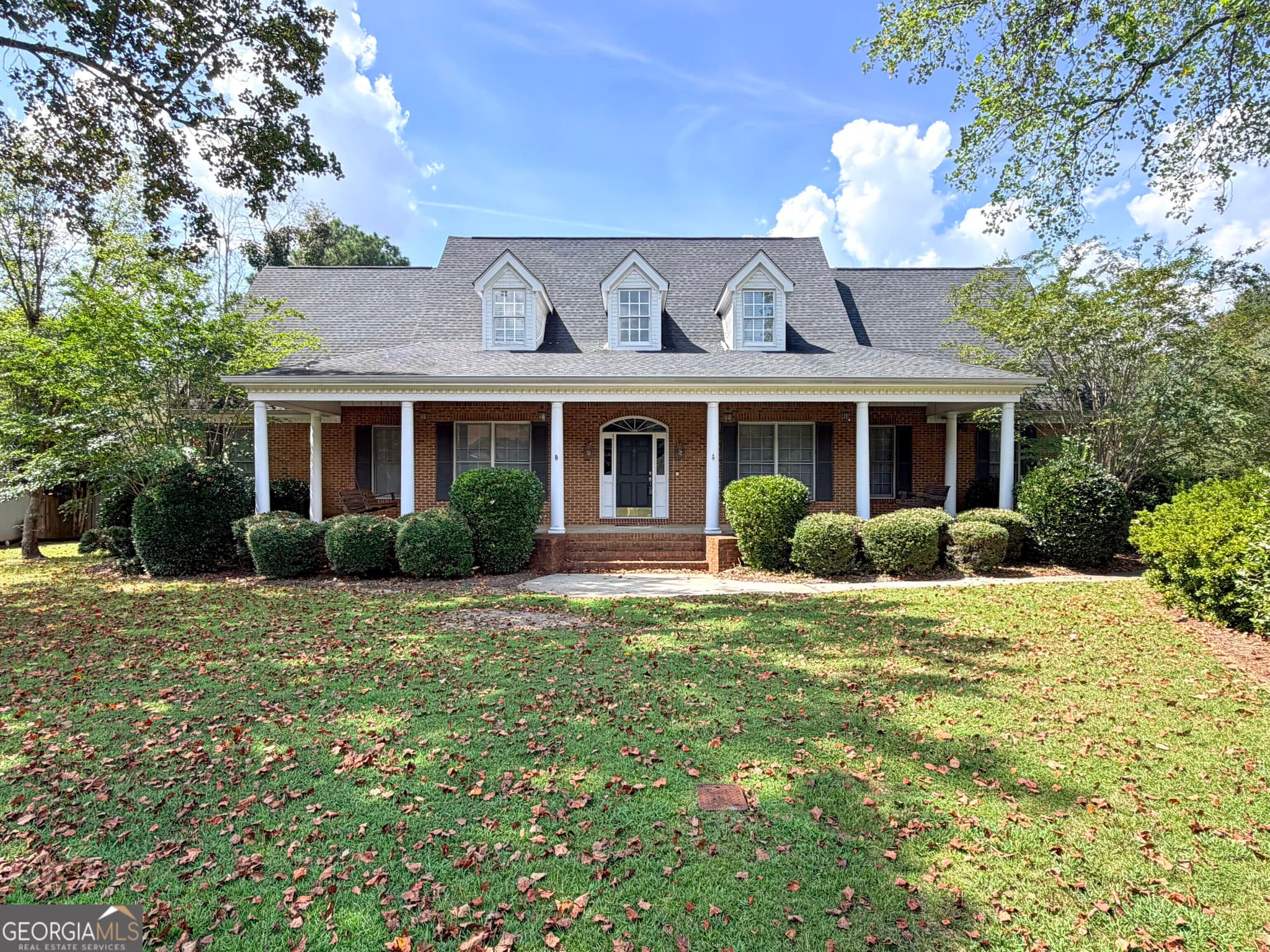 4 bedroom, 3.5 bathroom, 3,557 sq ft single family residence for sale at 122 Partridge Trail, Warner Robins, GA 31088 — photo 1 of 49
