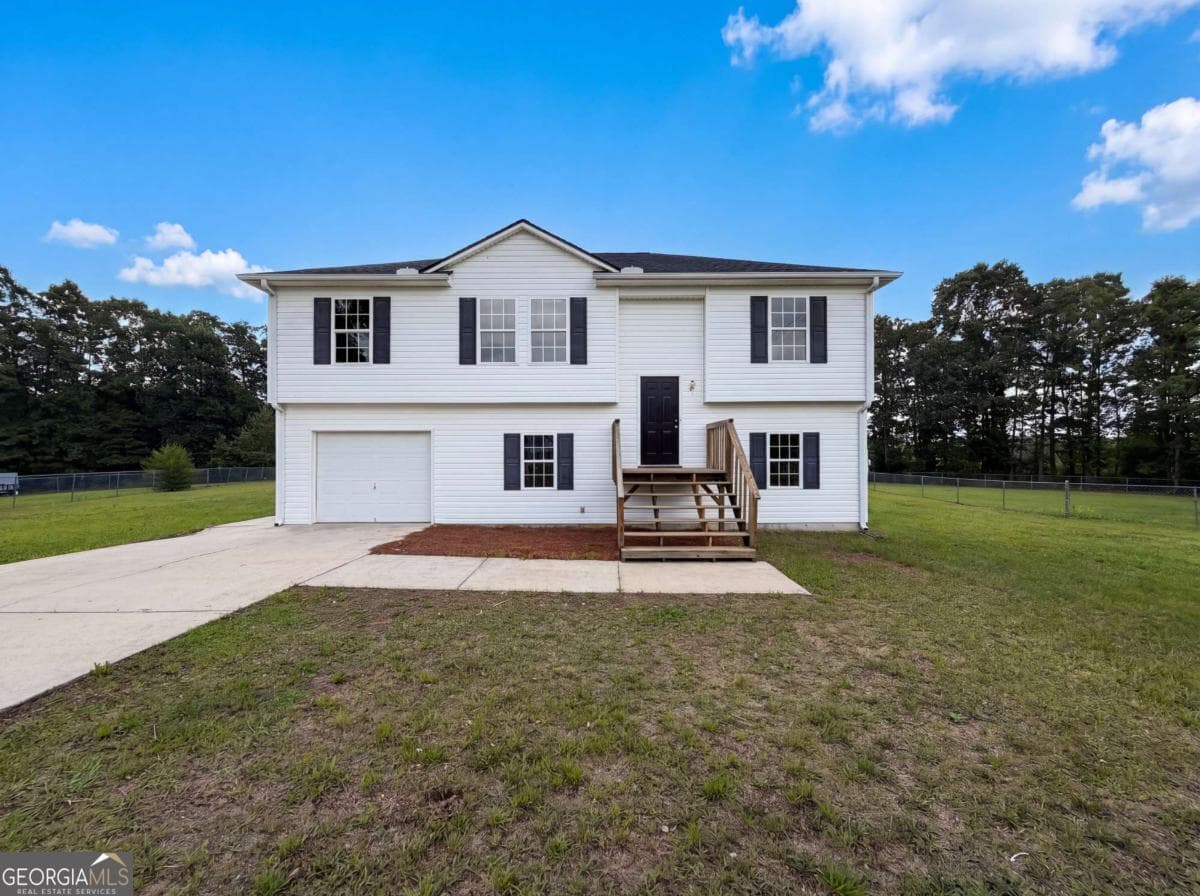 3 bedroom, 2 bathroom, 1,269 sq ft single family residence sold at 262 Lambert Overlook Circle, Carrollton, GA 30117