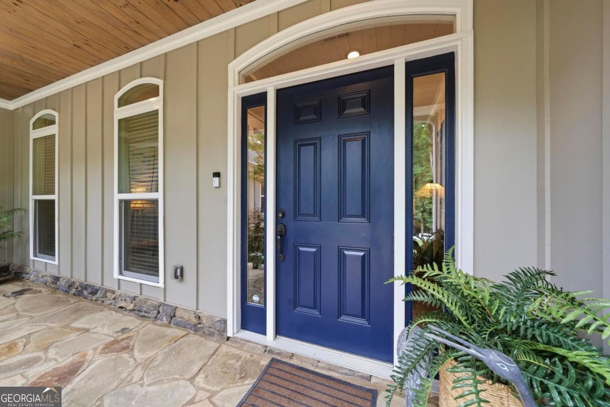 5 bedroom, 4 bathroom, 3,253 sq ft single family residence for sale at 1781 Osprey Poynte, Greensboro, GA 30642 — photo 5