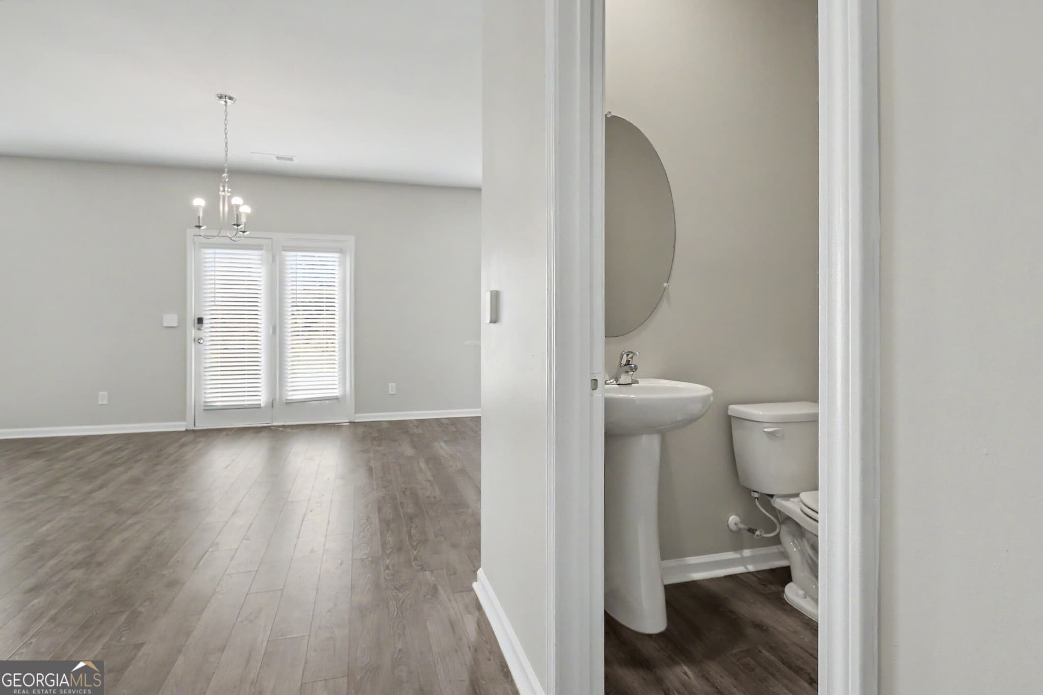 4 bedroom, 2.5 bathroom, 2,382 sq ft single family residence for sale at 19 White Spruce Way, Newnan, GA 30265 — photo 9