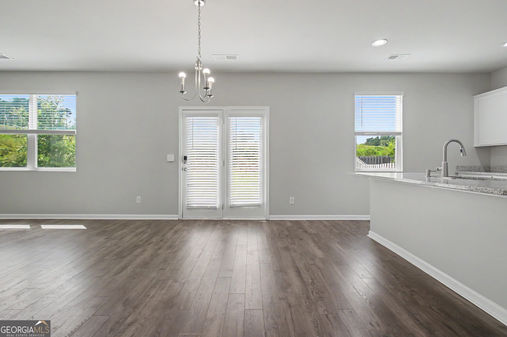 4 bedroom, 2.5 bathroom, 2,382 sq ft single family residence for sale at 19 White Spruce Way, Newnan, GA 30265 — photo 10