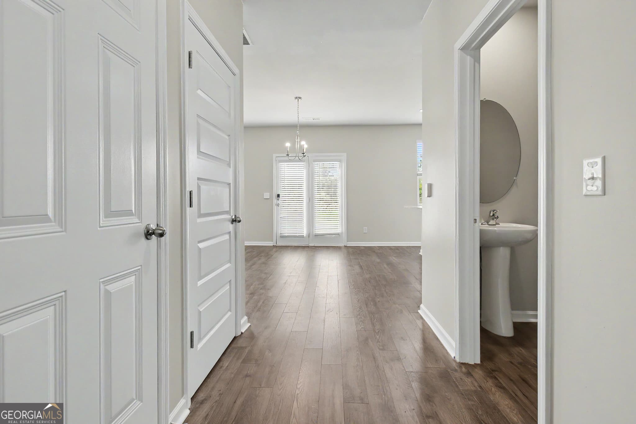 4 bedroom, 2.5 bathroom, 2,382 sq ft single family residence for sale at 19 White Spruce Way, Newnan, GA 30265 — photo 8