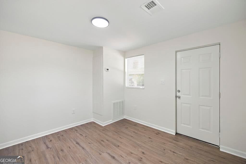 multi family,duplex for sale at 660 Lilly Avenue, Macon, GA 31204 — photo 6