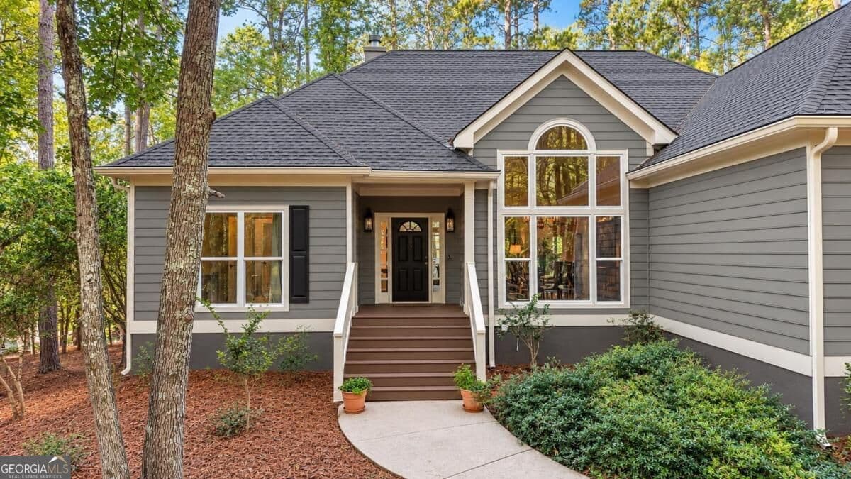 4 bedroom, 4 bathroom, 3,768 sq ft single family residence for sale at 1181 Shoulder Bone Circle, Greensboro, GA 30642 — photo 7