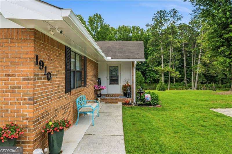 5 bedroom, 4 bathroom single family residence for sale at 1910 Mack Road, Douglasville, GA 30135 — photo 2