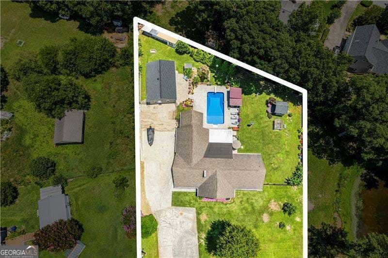 5 bedroom, 4 bathroom single family residence for sale at 1910 Mack Road, Douglasville, GA 30135 — photo 3