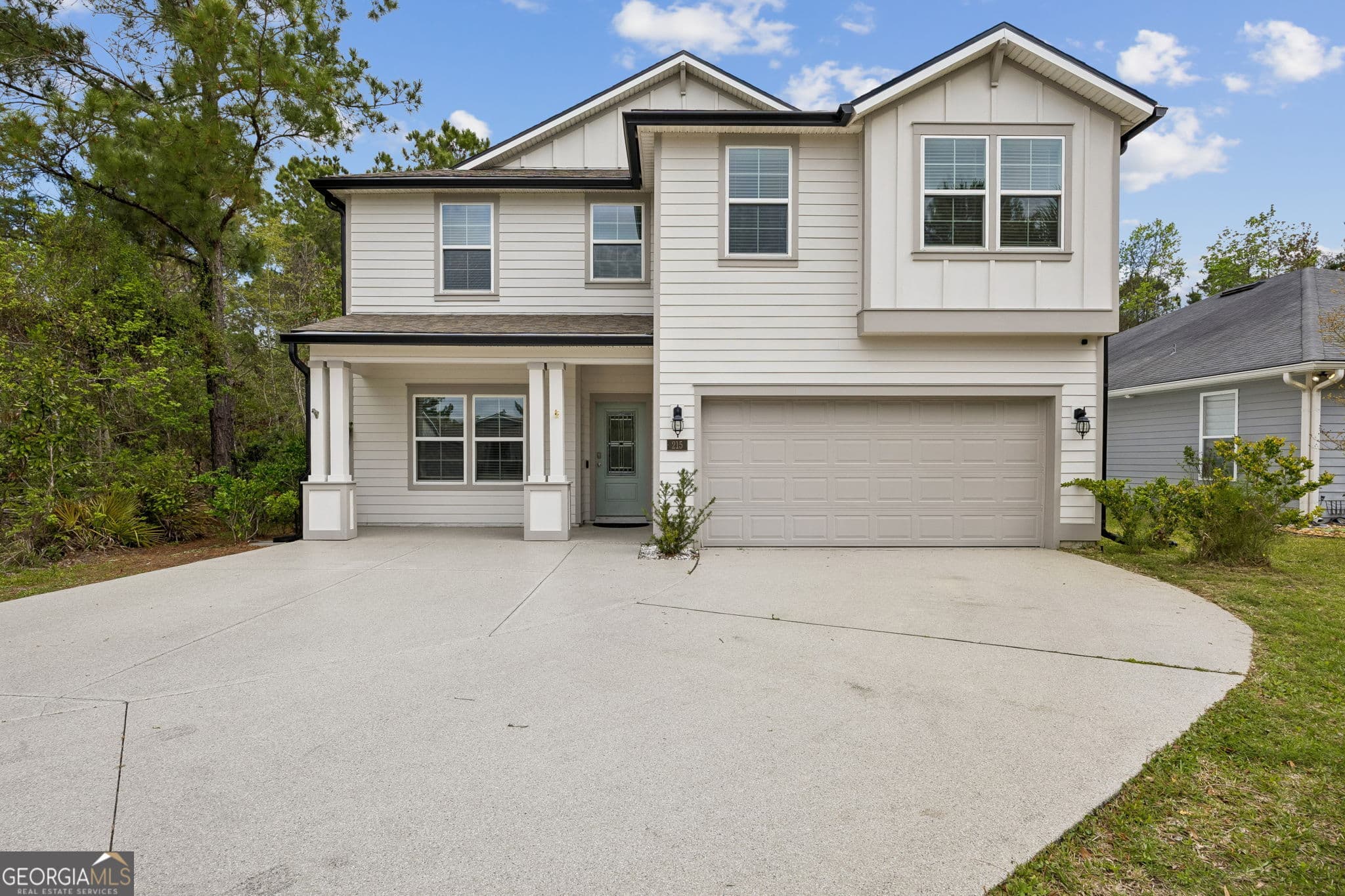 4 bedroom, 4 bathroom, 2,526 sq ft single family residence for sale at 215 Holm Place, St. Marys, GA 31558 — photo 1 of 67