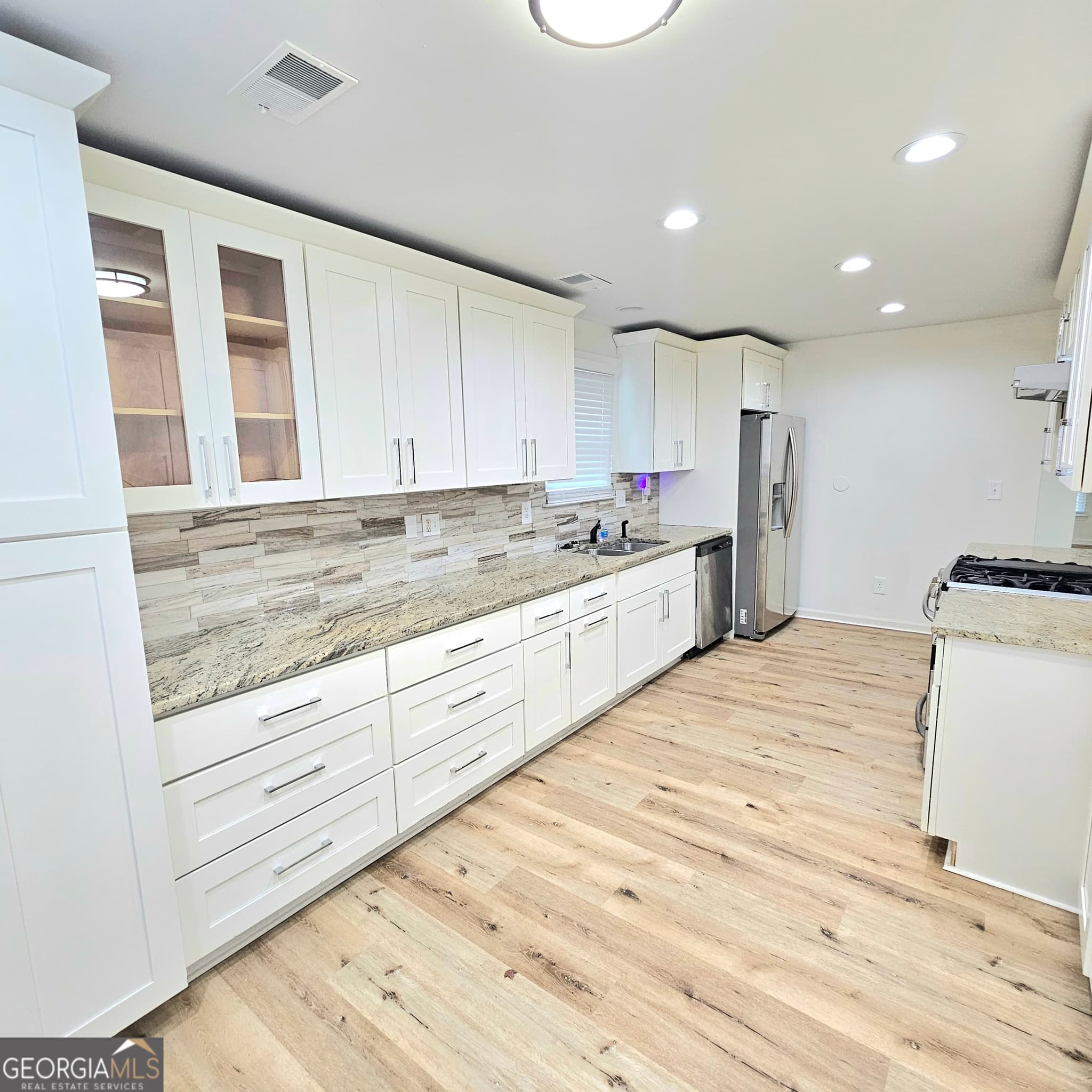 3 bedroom, 2.5 bathroom, 1,833 sq ft single family residence for rent at 1308 Gates Circle, Atlanta, GA 30316 for $2,650 a month — photo 9