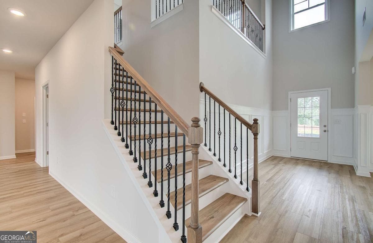 5 bedroom, 4.5 bathroom, 3,823 sq ft single family residence for sale at 708 Ripple End, Hampton, GA 30228 — photo 6