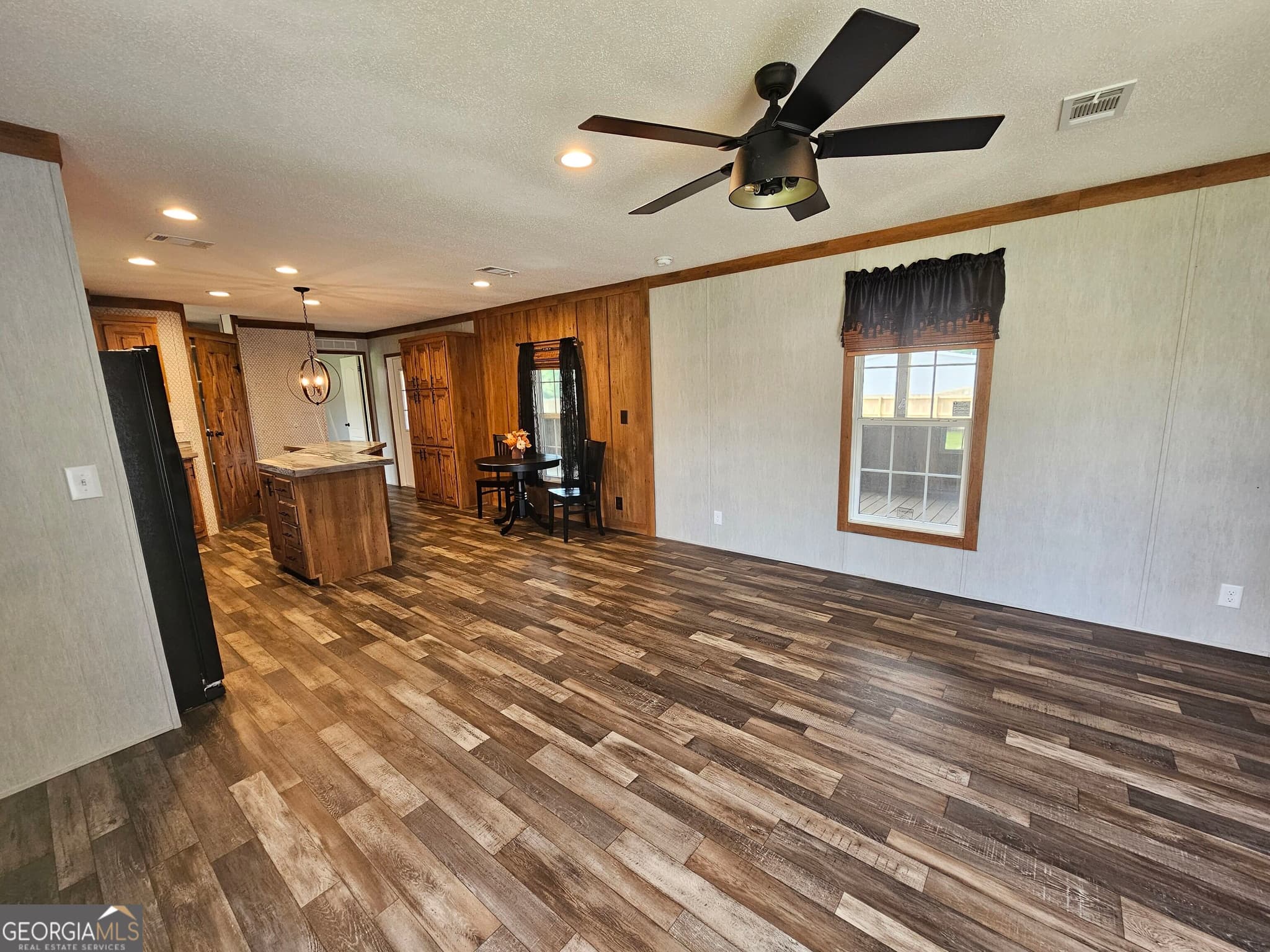 3 bedroom, 2 bathroom, 1,120 sq ft single family residence for sale at 1283 Speckled Trout Circle, Townsend, GA 31331 — photo 5