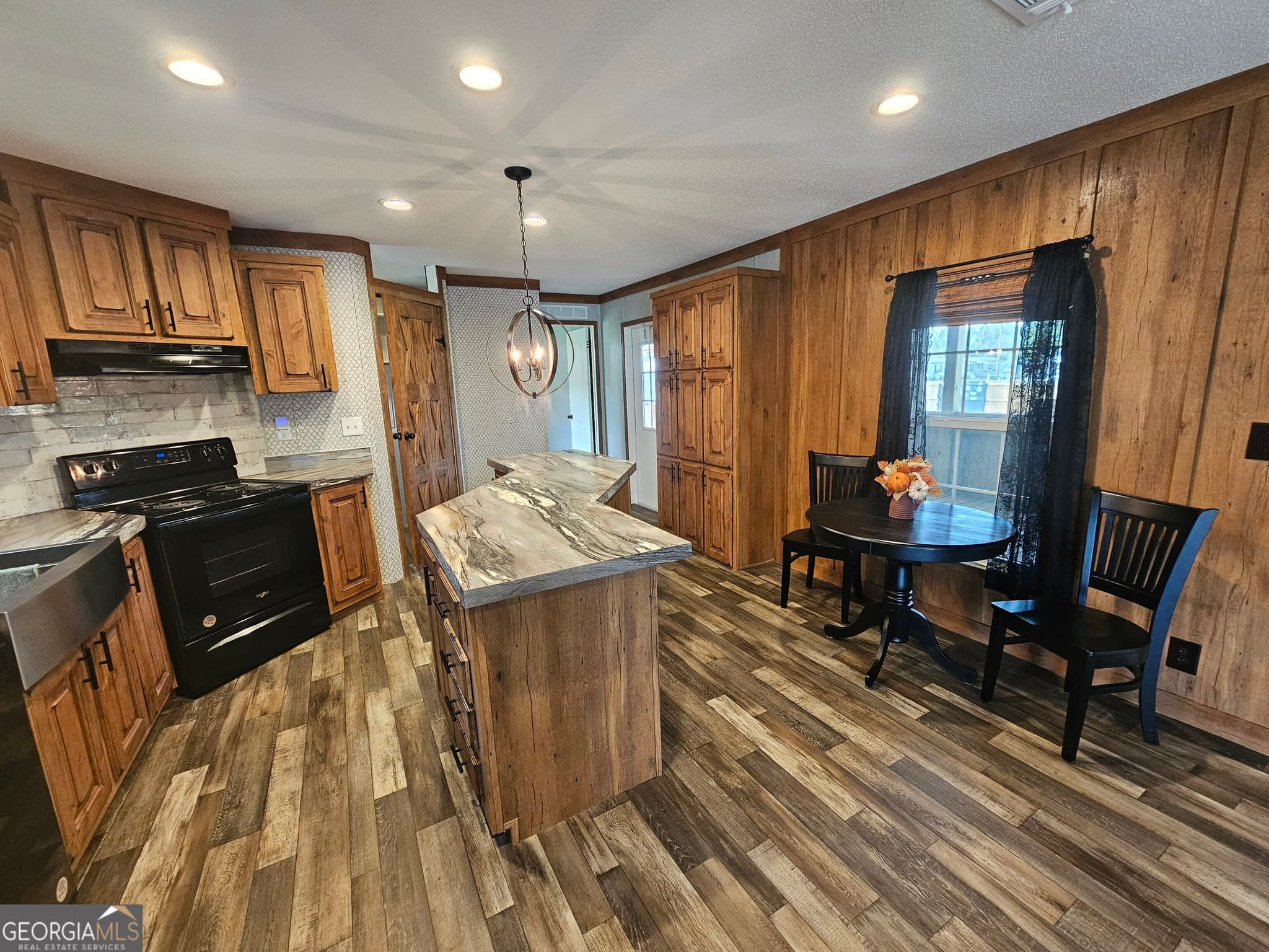 3 bedroom, 2 bathroom, 1,120 sq ft single family residence for sale at 1283 Speckled Trout Circle, Townsend, GA 31331 — photo 9