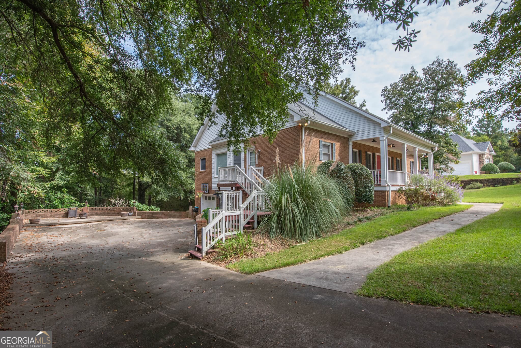 5 bedroom, 4.5 bathroom, 4,900 sq ft single family residence for sale at 110 Holly Drive, Warner Robins, GA 31088 — photo 10