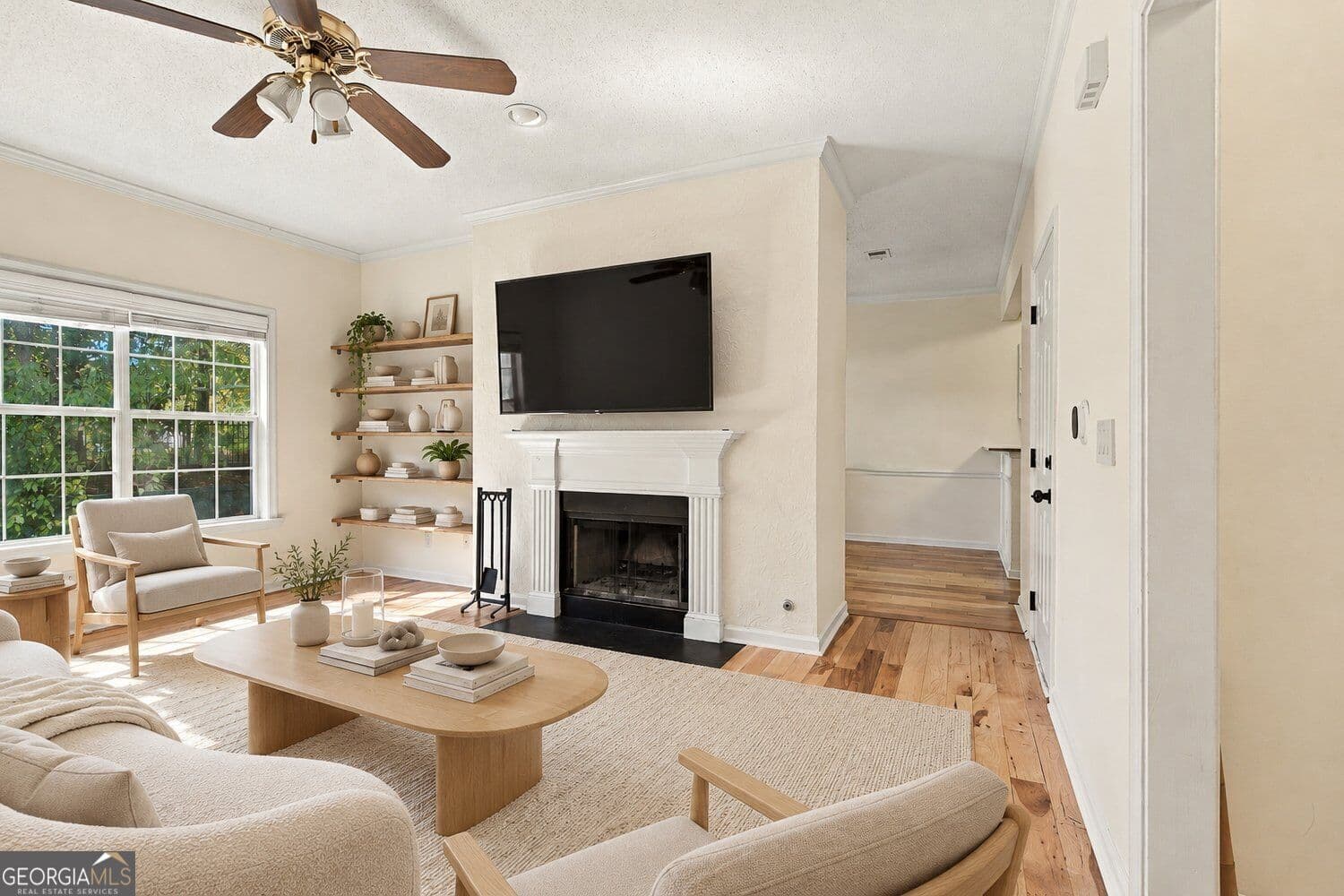 2 bedroom, 2.5 bathroom condominium for sale at 107 Vinings Forest Circle, Smyrna, GA 30080 — photo 5