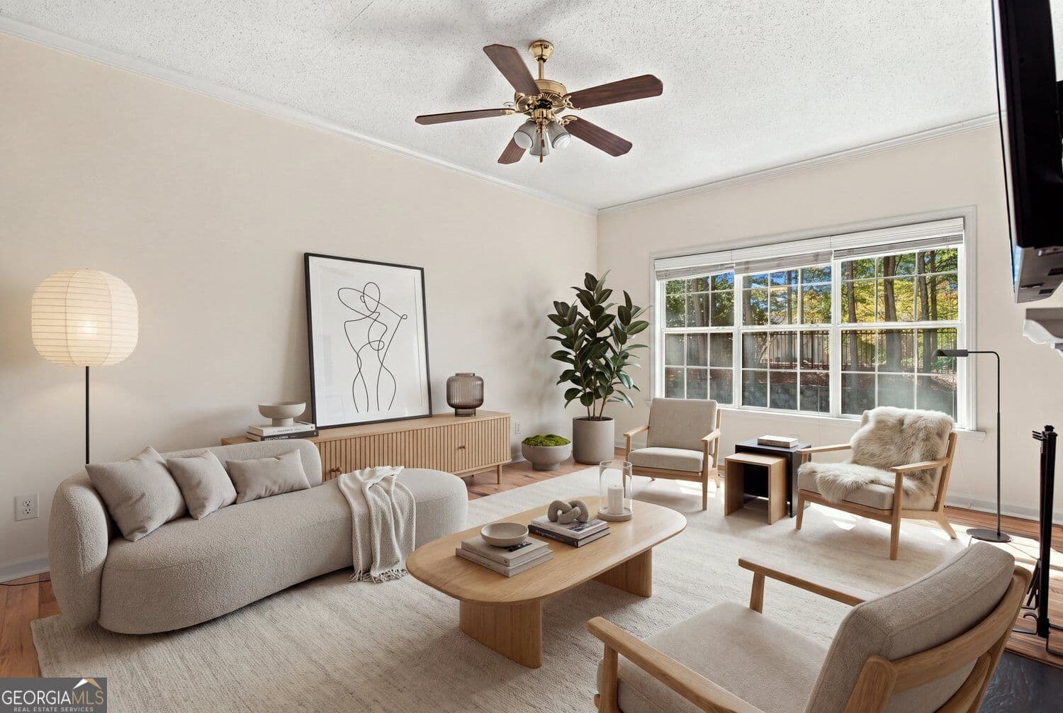 2 bedroom, 2.5 bathroom condominium for sale at 107 Vinings Forest Circle, Smyrna, GA 30080 — photo 4