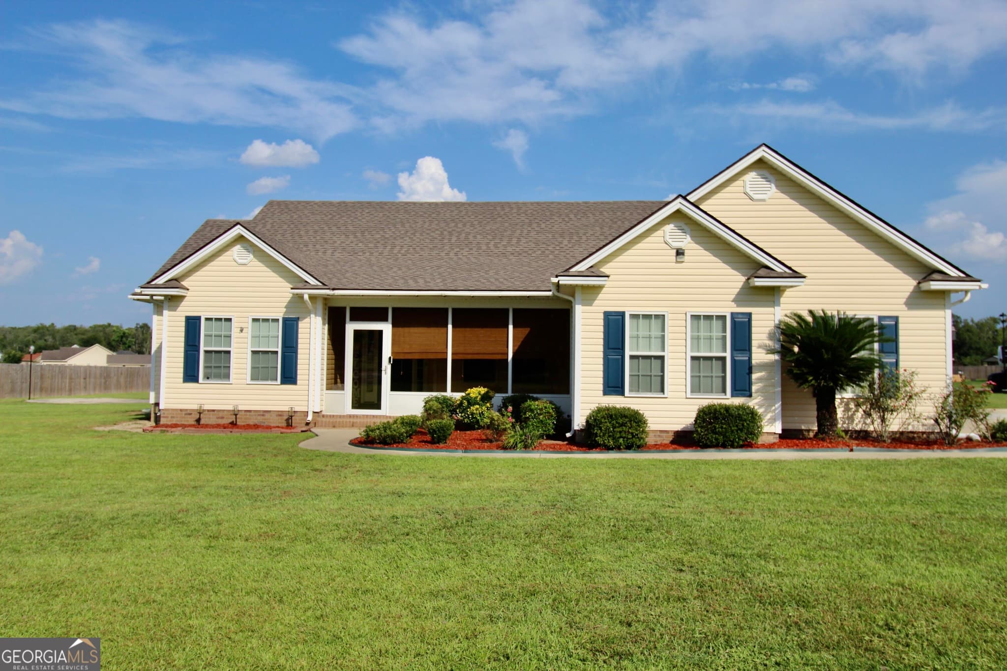 3 bedroom, 2 bathroom, 1,810 sq ft single family residence under contract at 3344 Possum Creek Road, Ray City, GA 31645