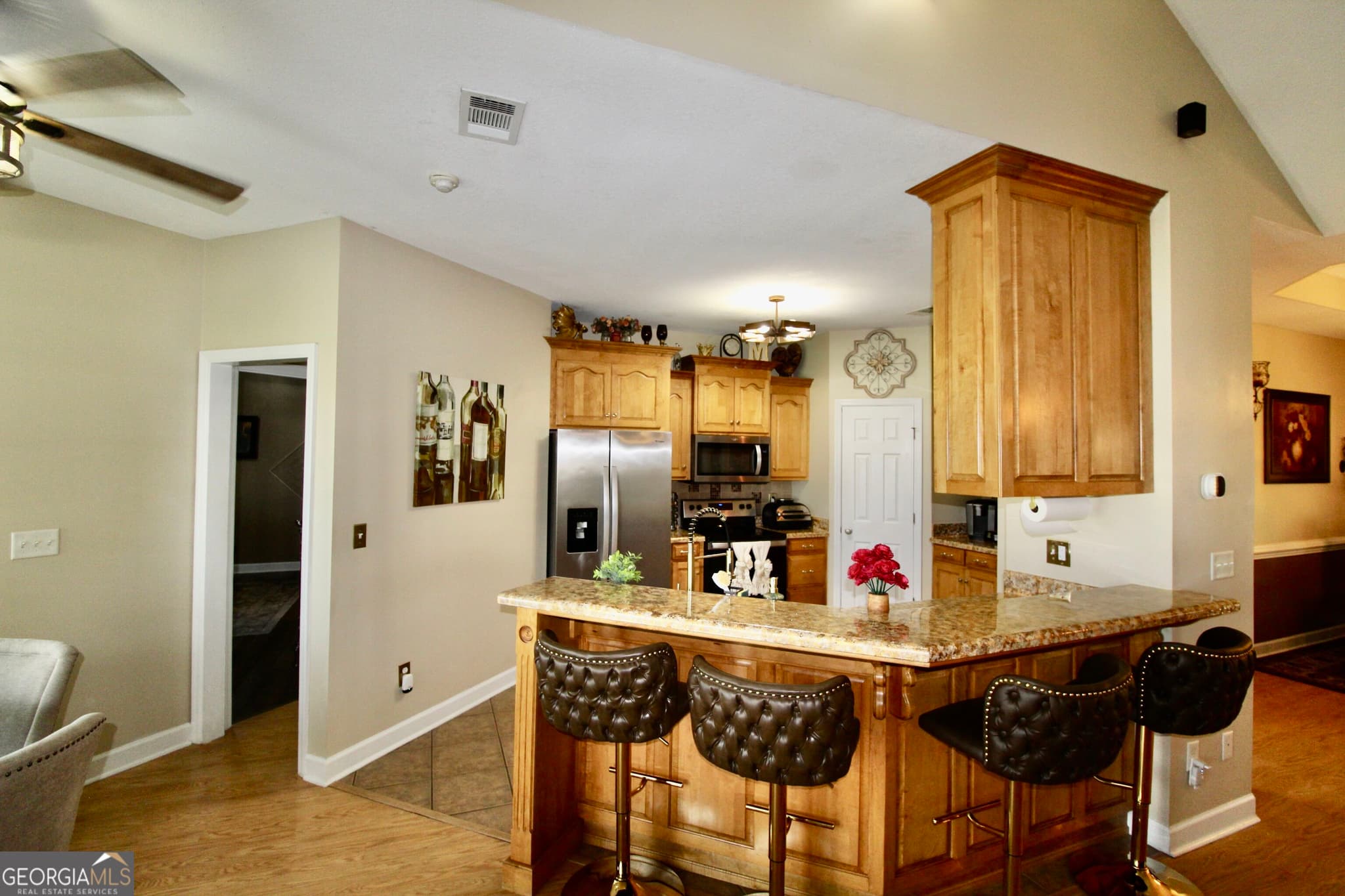 3 bedroom, 2 bathroom, 1,810 sq ft single family residence under contract at 3344 Possum Creek Road, Ray City, GA 31645 — photo 10