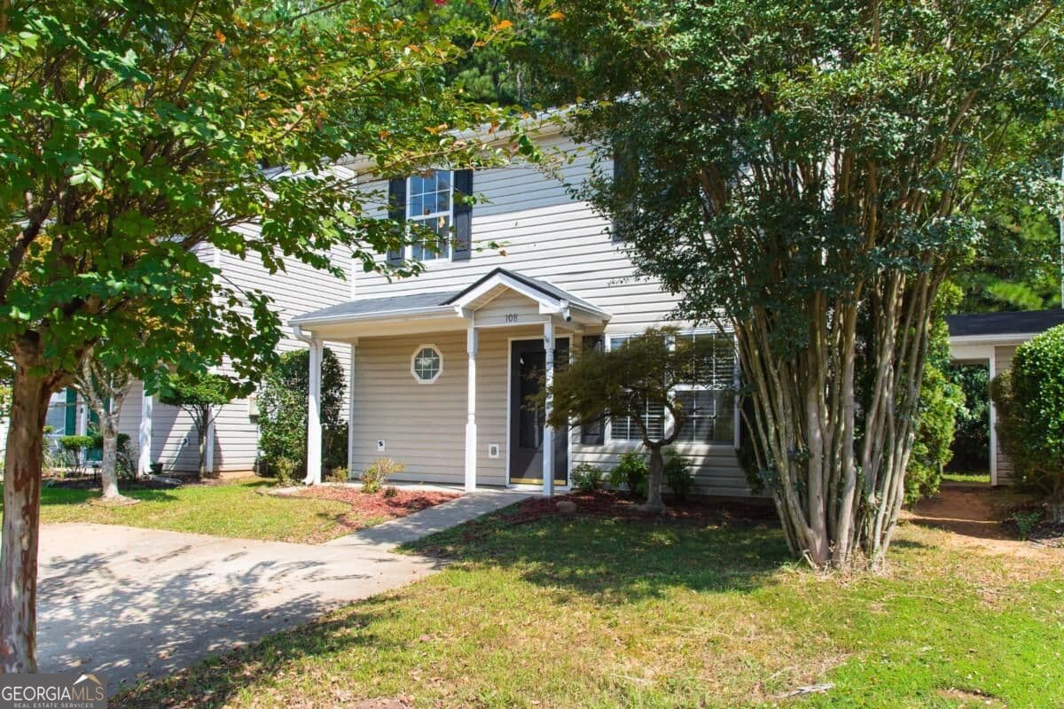 2 bedroom, 2.5 bathroom, 1,200 sq ft townhouse for rent at 108 Watercress Court, Stockbridge, GA 30281 for $1,700 a month — photo 5