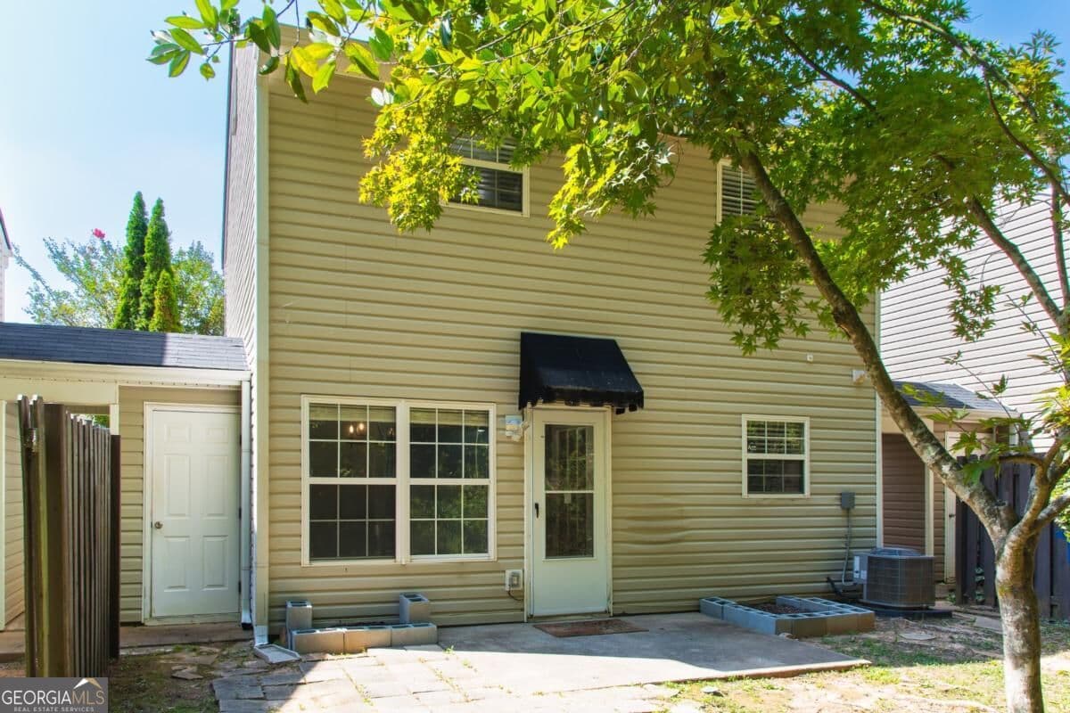 2 bedroom, 2.5 bathroom, 1,200 sq ft townhouse for rent at 108 Watercress Court, Stockbridge, GA 30281 for $1,700 a month — photo 8