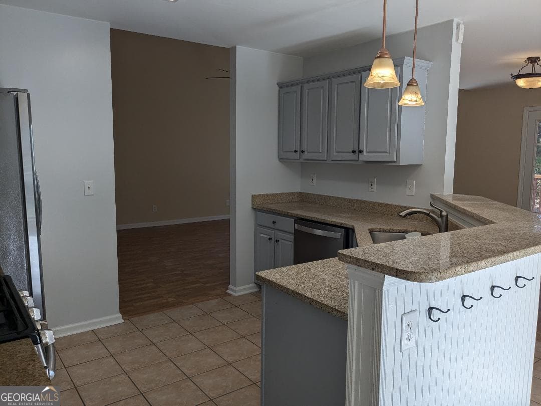 3 bedroom, 2 bathroom, 1,402 sq ft single family residence for sale at 35 Paces Landing Lane, Newnan, GA 30263 — photo 6