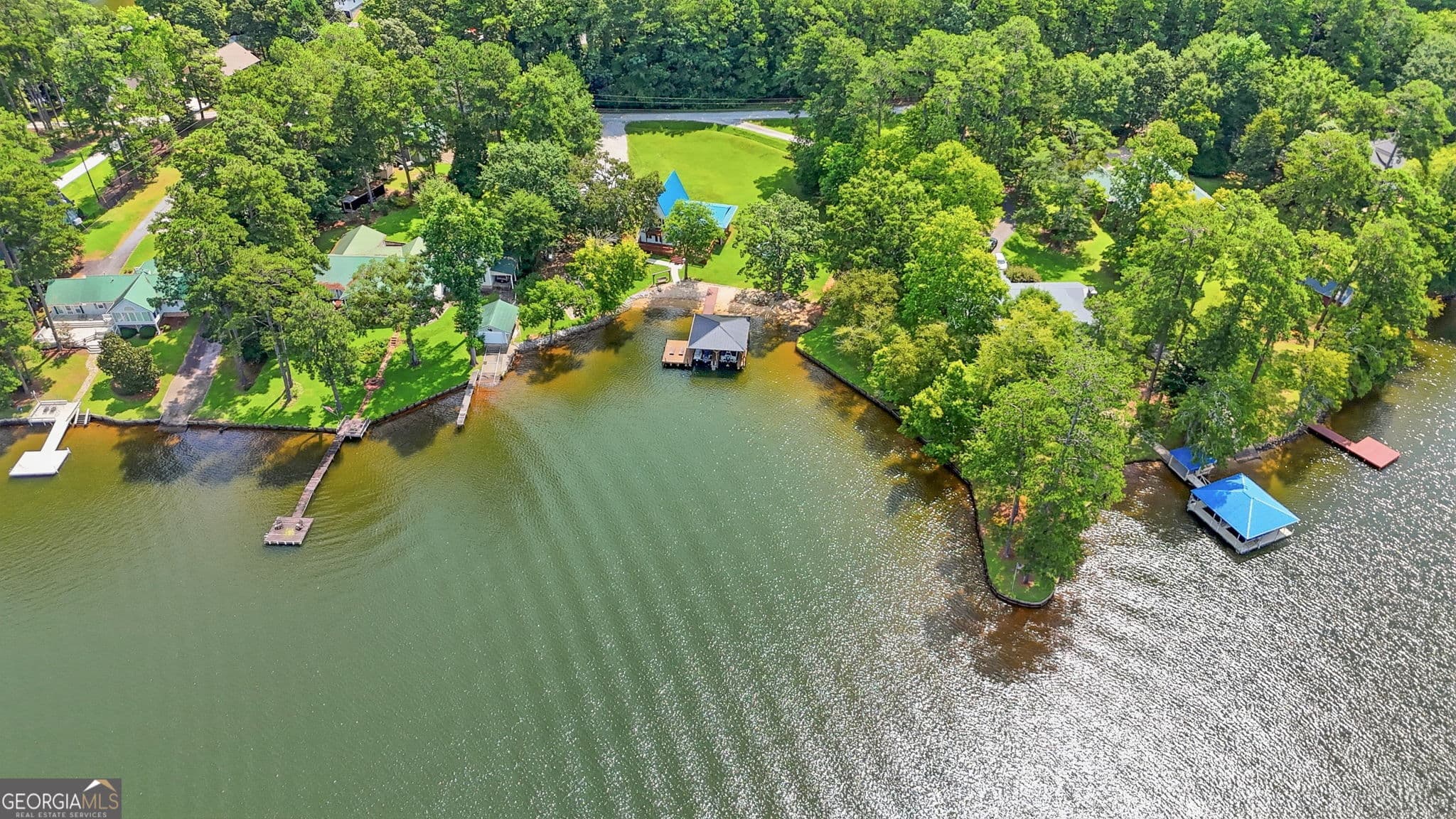 3 bedroom, 2.5 bathroom, 2,120 sq ft single family residence for sale at 124 Rosebud Lane, Jackson, GA 30233 — photo 2