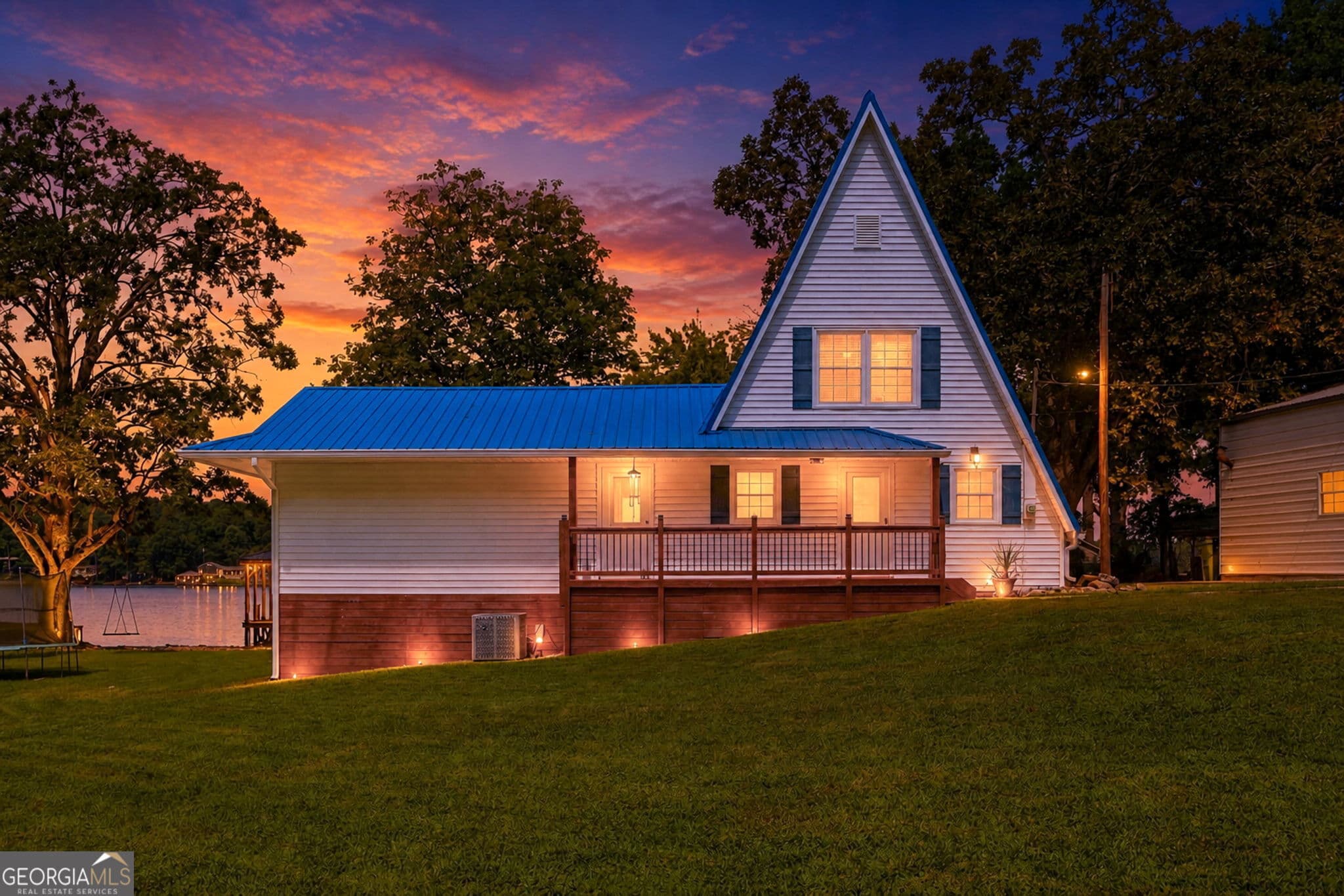 3 bedroom, 2.5 bathroom, 2,120 sq ft single family residence for sale at 124 Rosebud Lane, Jackson, GA 30233 — photo 5