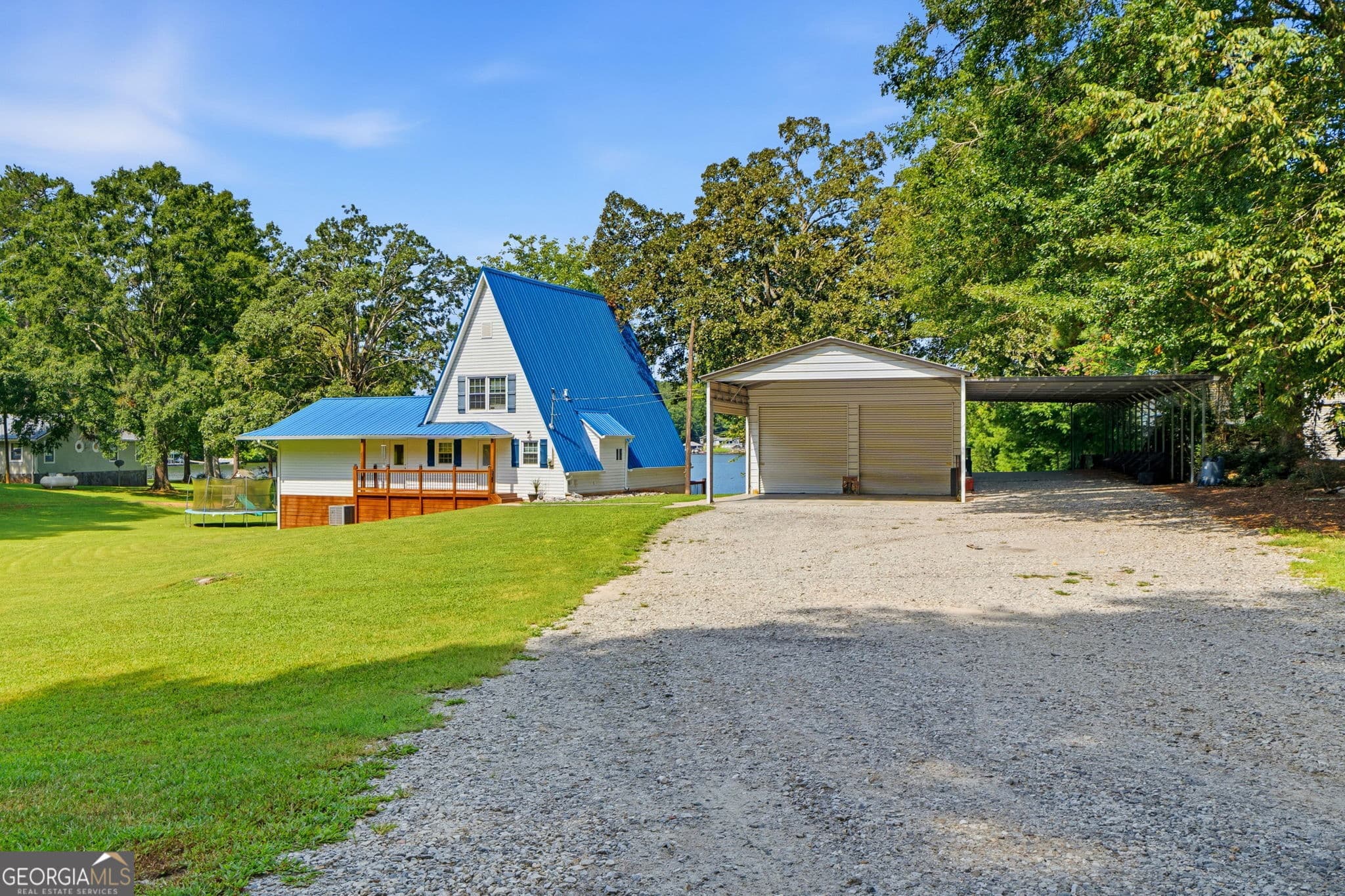 3 bedroom, 2.5 bathroom, 2,120 sq ft single family residence for sale at 124 Rosebud Lane, Jackson, GA 30233 — photo 4