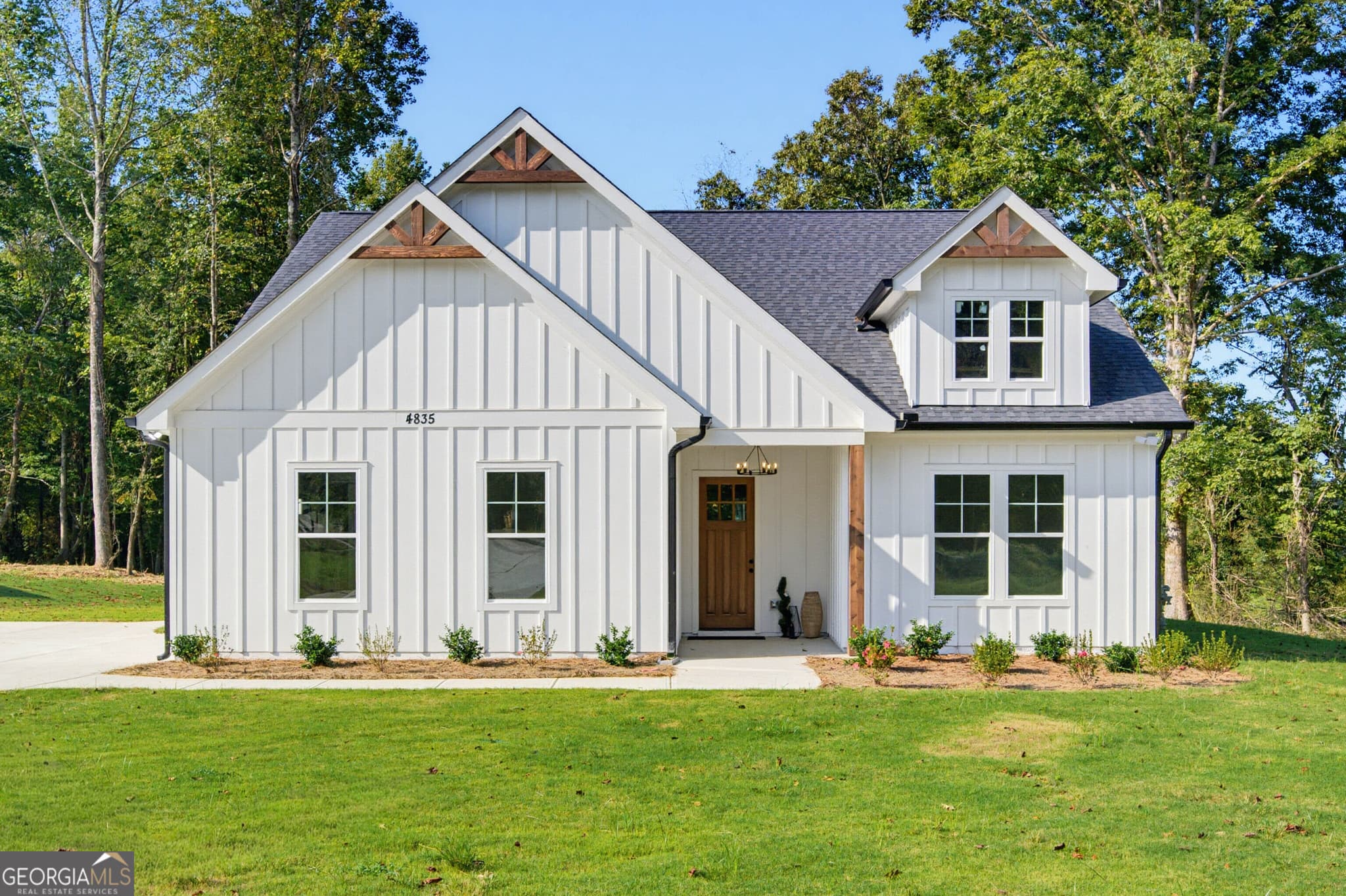 3 bedroom, 2 bathroom single family residence for sale at 4802 Patterson Road, Gainesville, GA 30506 — photo 4