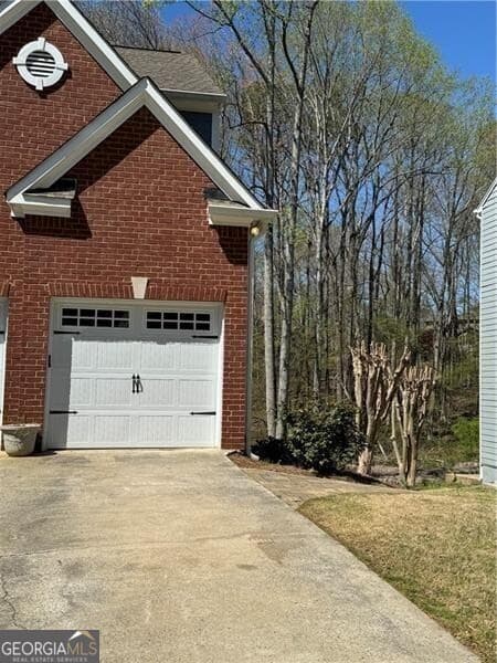 2 bedroom, 1 bathroom, 600 sq ft single family residence for rent at 415 Holland Springs Drive TERRAC, Powder Springs, GA 30127 for $1,750 a month — photo 2