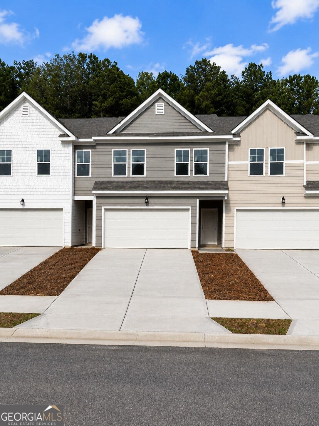 3 bedroom, 2.5 bathroom, 1,697 sq ft townhouse for sale at 1056 Merritt Drive 29, Villa Rica, GA 30180 — photo 1 of 52