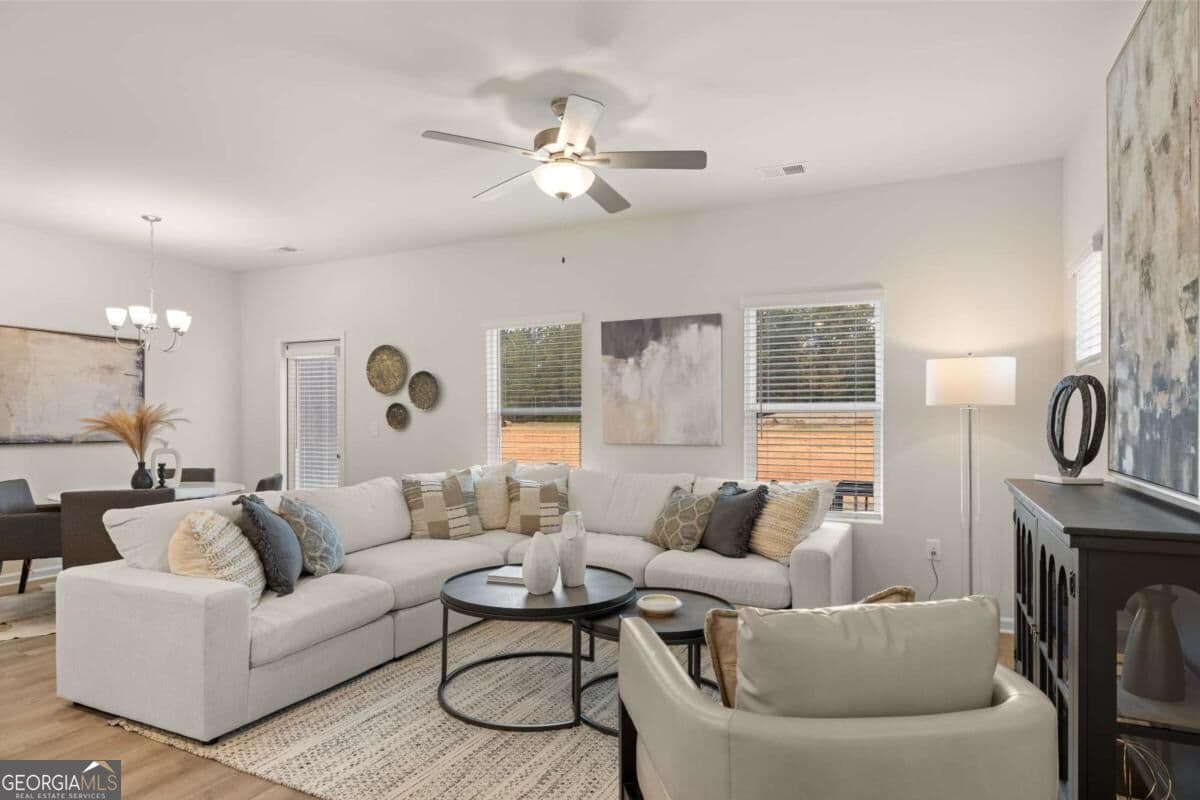 3 bedroom, 2.5 bathroom, 1,697 sq ft townhouse for sale at 1056 Merritt Drive 29, Villa Rica, GA 30180 — photo 5