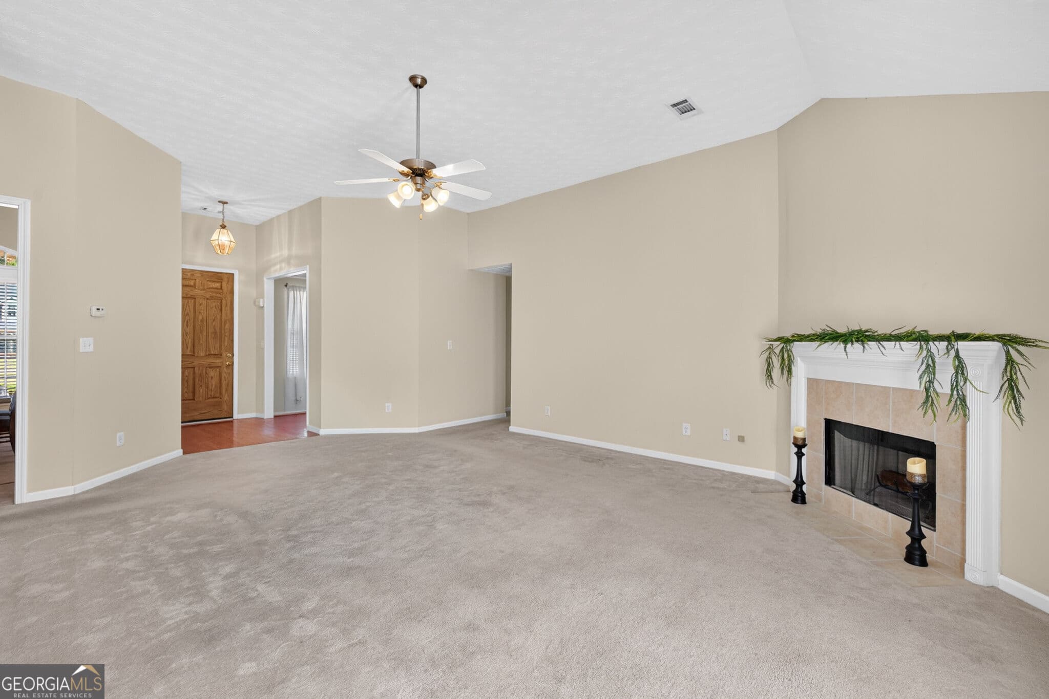 4 bedroom, 2 bathroom, 2,357 sq ft single family residence for sale at 121 Andrea Lane, Mcdonough, GA 30253 — photo 5