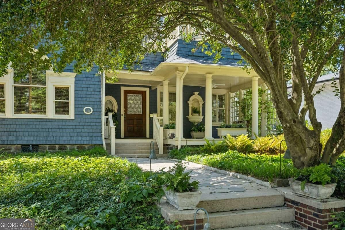 4 bedroom, 3.5 bathroom, 4,615 sq ft single family residence for sale at 36 Delta Place, Atlanta, GA 30307 — photo 2