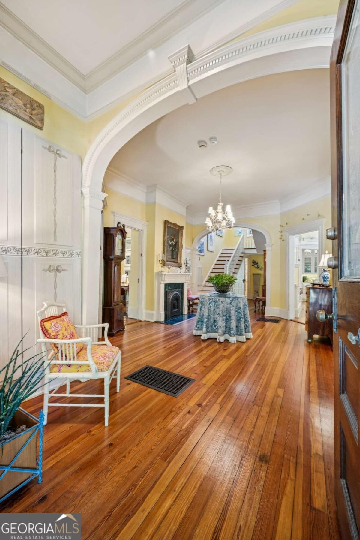 4 bedroom, 3.5 bathroom, 4,615 sq ft single family residence for sale at 36 Delta Place, Atlanta, GA 30307 — photo 6