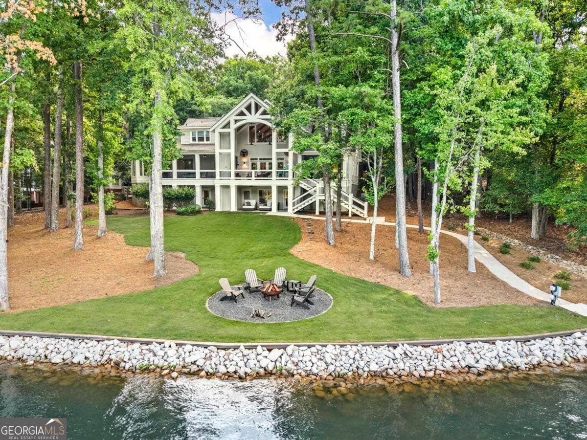 6 bedroom, 5 bathroom, 6,670 sq ft single family residence sold at 1030 Scott Loop, Greensboro, GA 30642