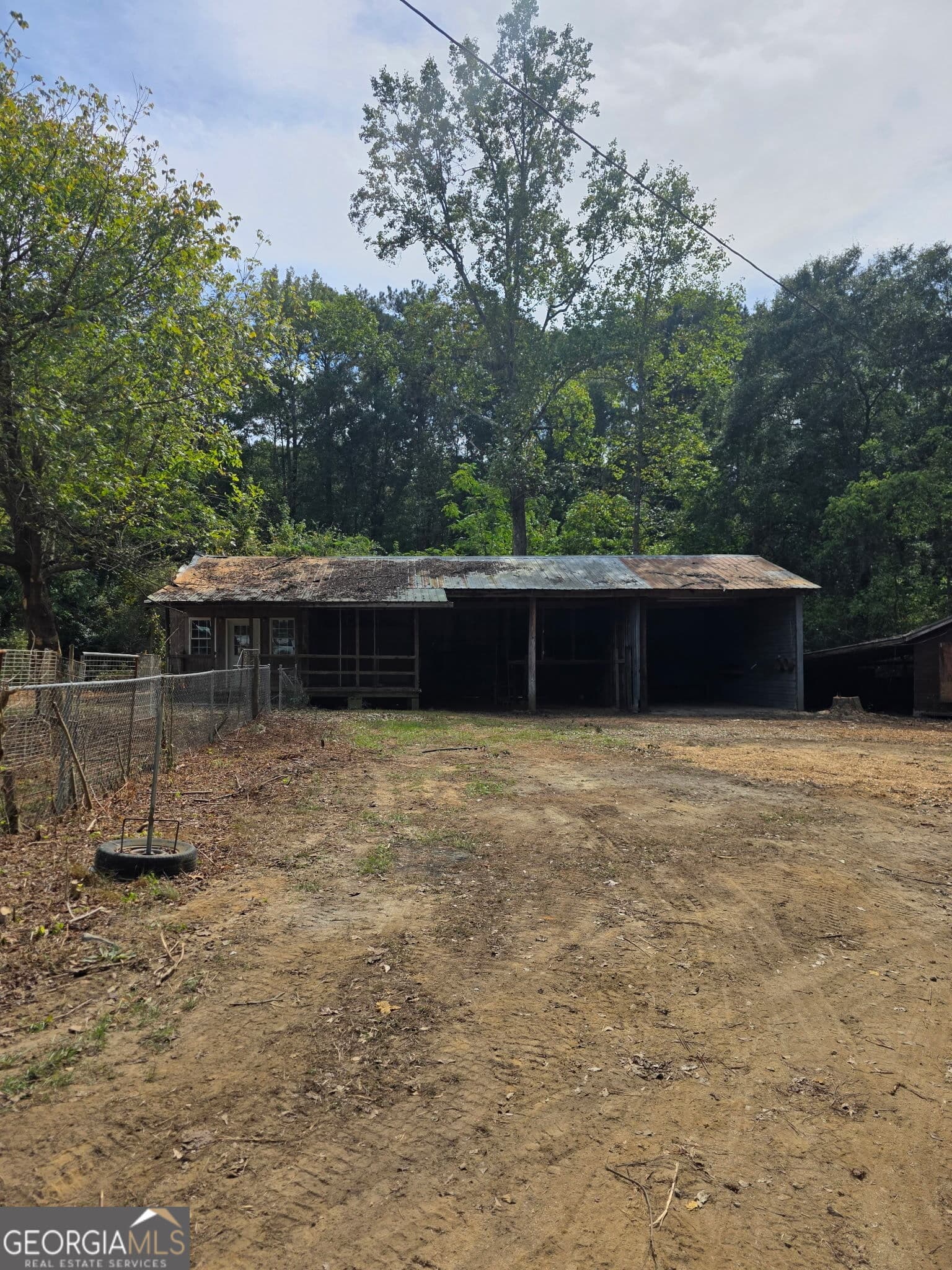 2 bedroom, 1 bathroom, 1,191 sq ft single family residence for sale at 7841 Hog Mountain Road, Statham, GA 30666 — photo 2