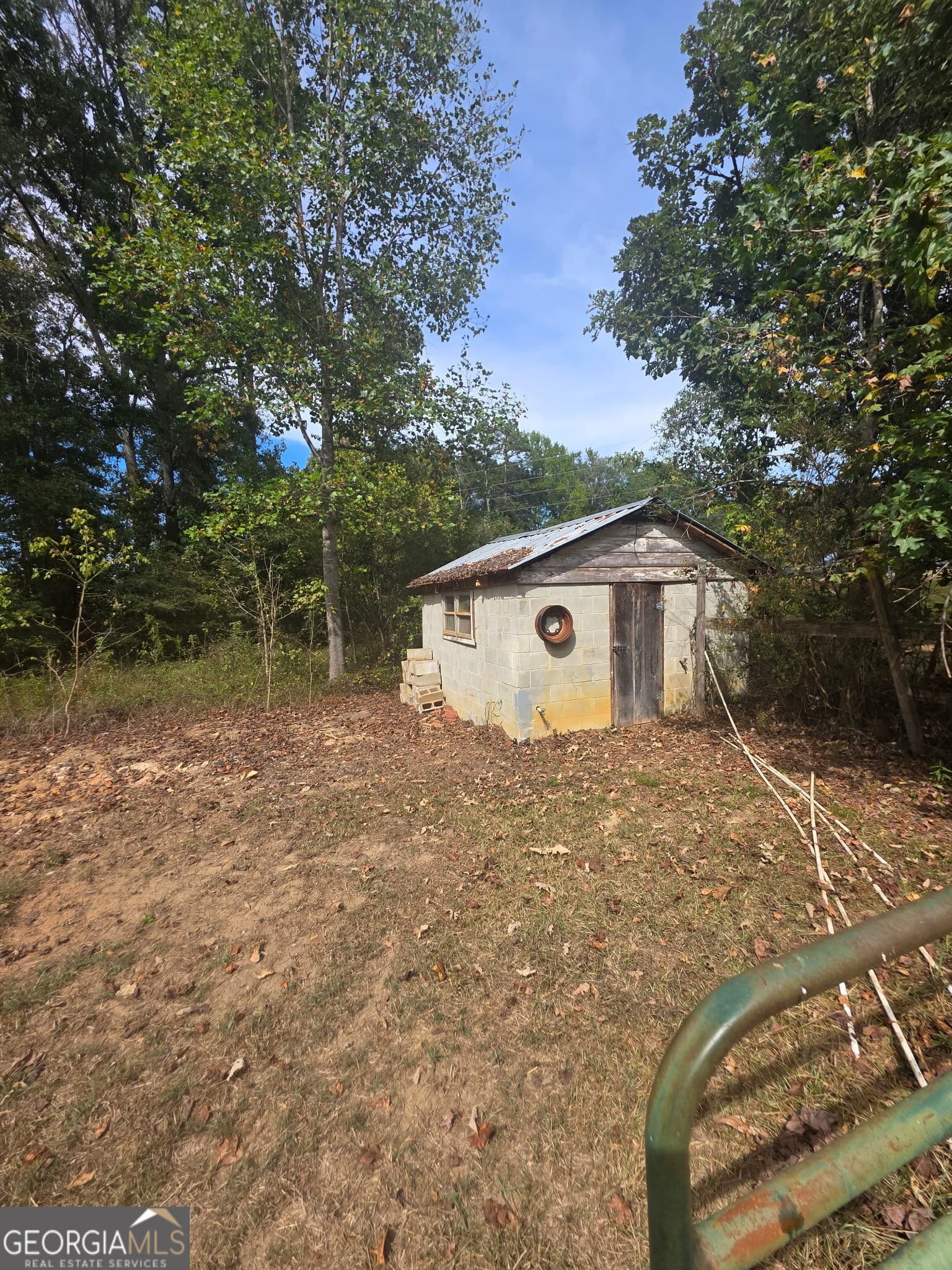 2 bedroom, 1 bathroom, 1,191 sq ft single family residence for sale at 7841 Hog Mountain Road, Statham, GA 30666 — photo 9