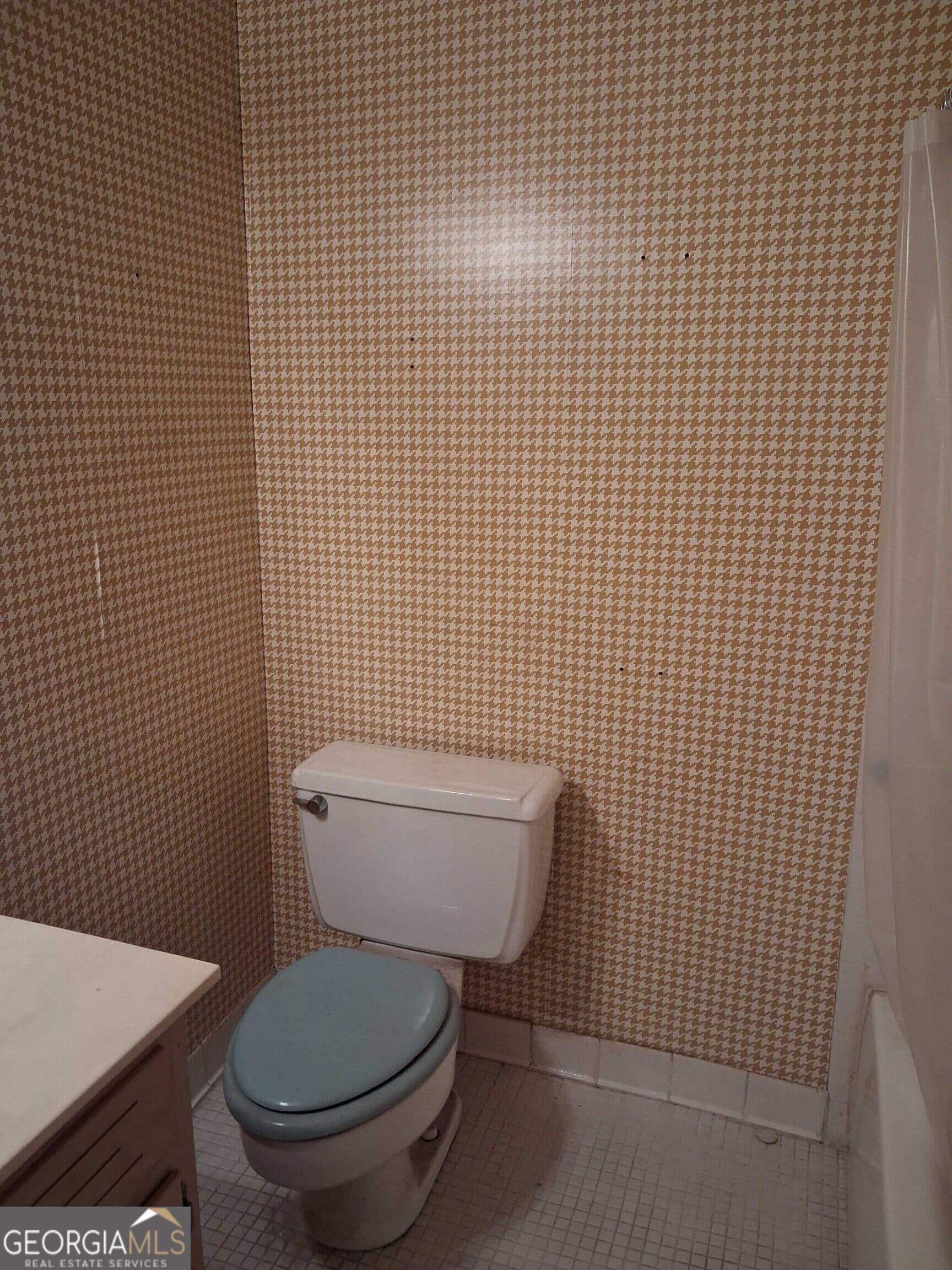 2 bedroom, 2.5 bathroom, 1,498 sq ft condominium for sale at 111 Willowick Drive, Lithonia, GA 30038 — photo 7