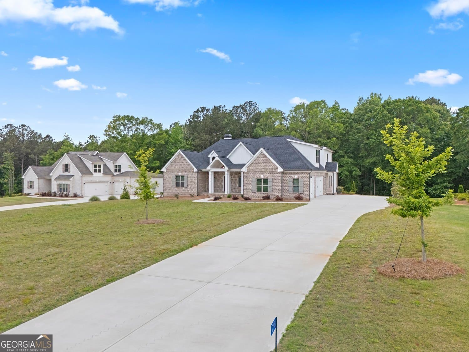 4 bedroom, 3.5 bathroom, 3,606 sq ft single family residence for sale at 1293 Beebalm Drive, Statham, GA 30666 — photo 2