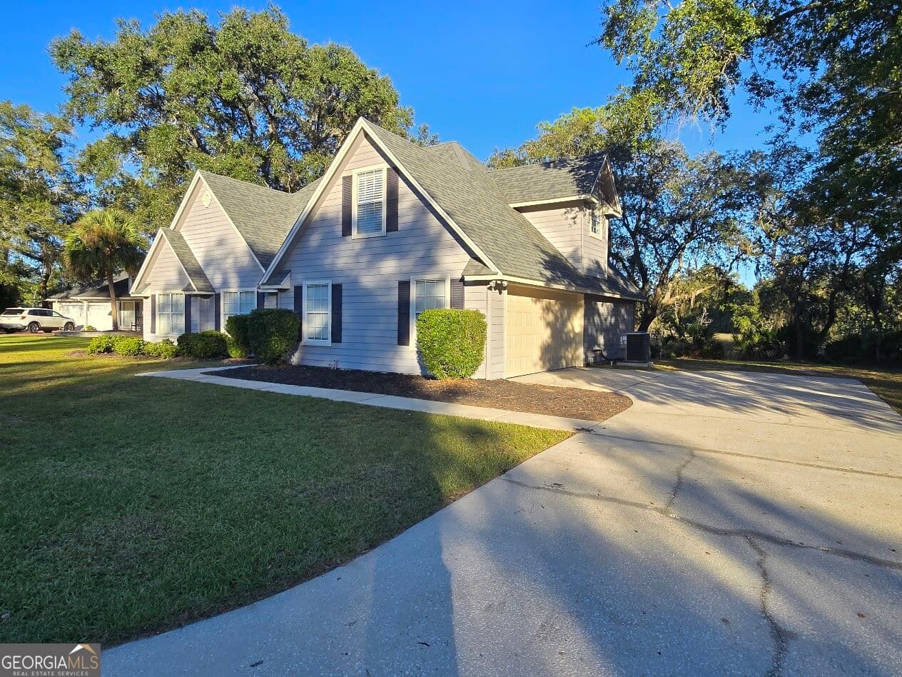 5 bedroom, 3 bathroom, 2,059 sq ft single family residence for rent at 307 Old Mill Drive, Saint Marys, GA 31558 for $2,250 a month — photo 7