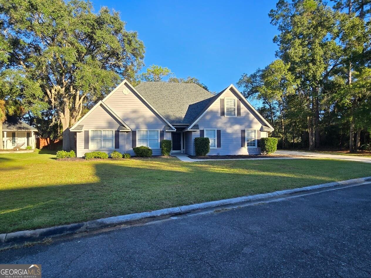 5 bedroom, 3 bathroom, 2,059 sq ft single family residence for rent at 307 Old Mill Drive, Saint Marys, GA 31558 for $2,250 a month — photo 3
