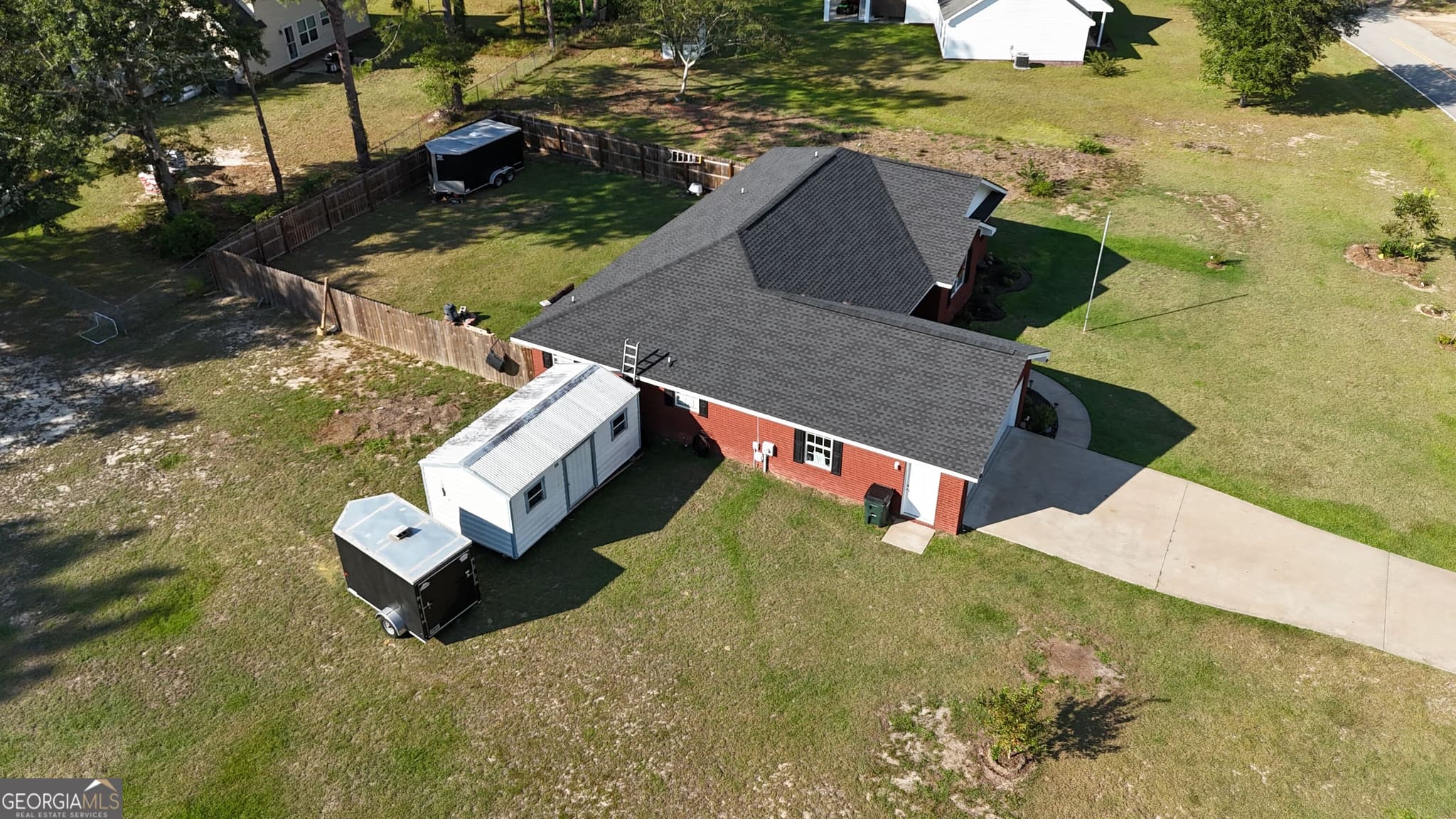 3 bedroom, 2 bathroom, 1,958 sq ft single family residence for sale at 206 Willow Drive, Glennville, GA 30427 — photo 2