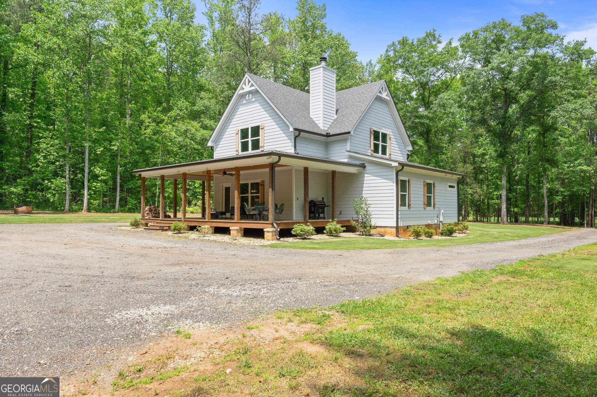 4 bedroom, 3.5 bathroom, 2,841 sq ft single family residence for sale at 1337 Green Street, Concord, GA 30206 — photo 2