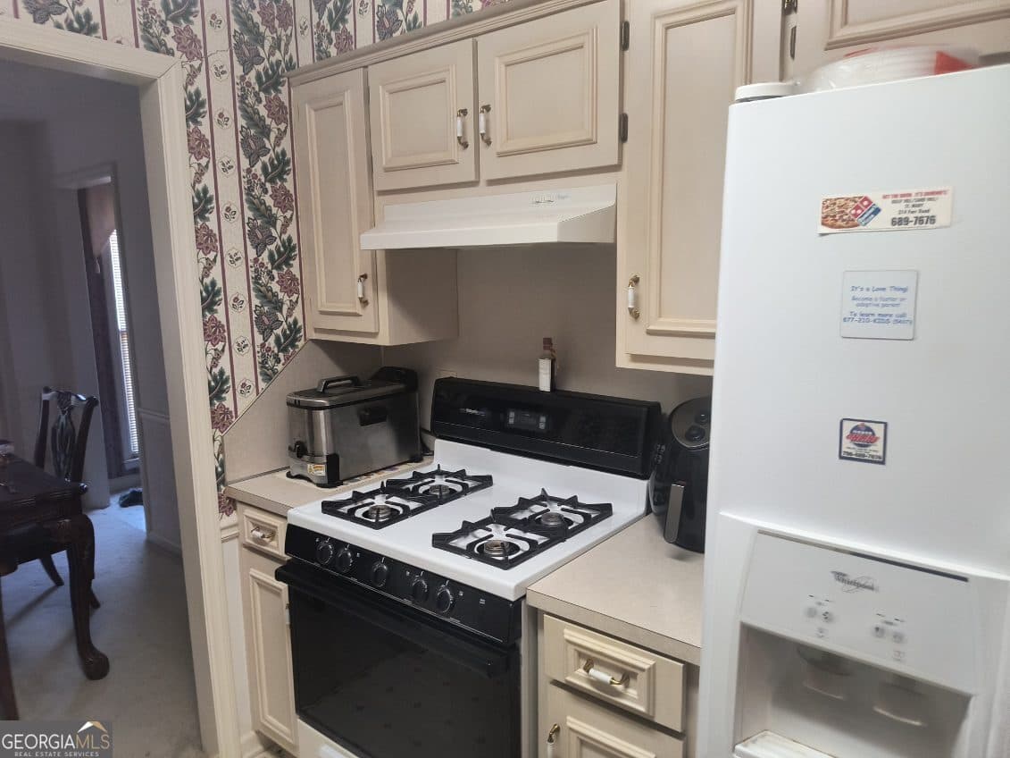 3 bedroom, 2 bathroom, 1,479 sq ft single family residence for sale at 4999 Aaron Drive, Columbus, GA 31907 — photo 5
