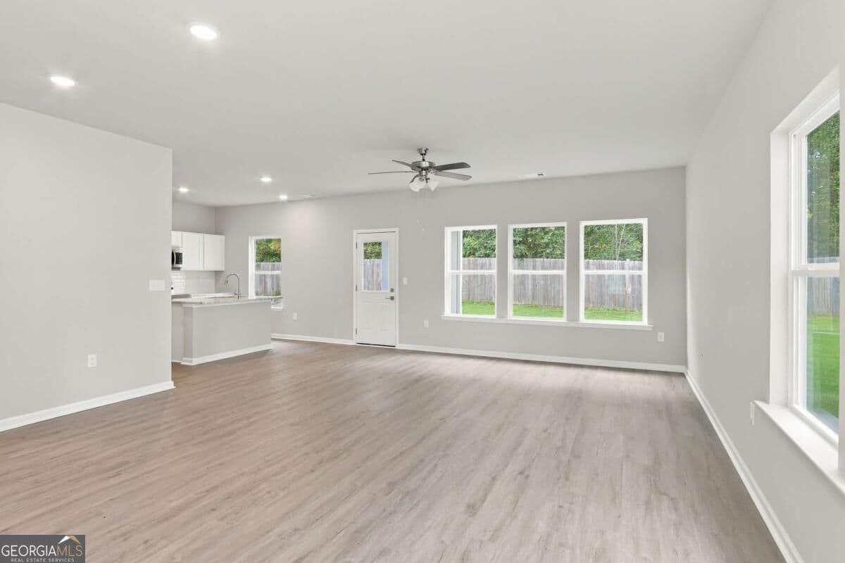 3 bedroom, 2.5 bathroom single family residence for rent at 137 Essence Drive, Hephzibah, GA 30815 for $2,150 a month — photo 3