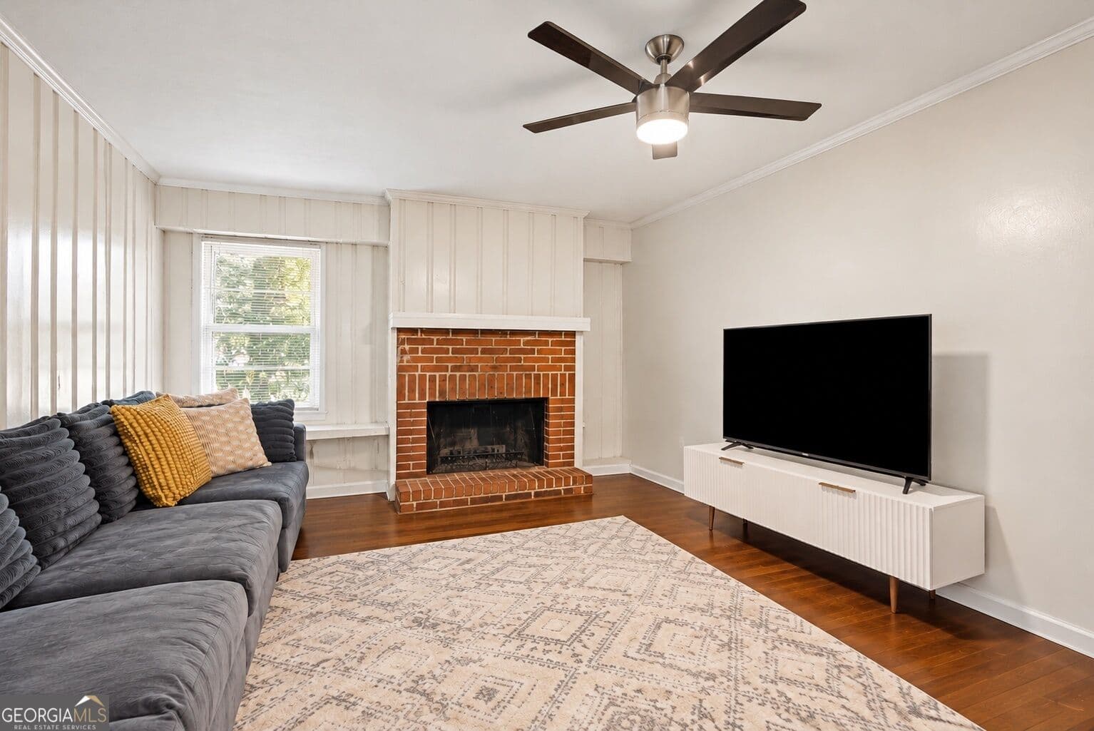 3 bedroom, 2 bathroom, 1,797 sq ft single family residence for sale at 2751 Ben Hill Road, Atlanta, GA 30344 — photo 2