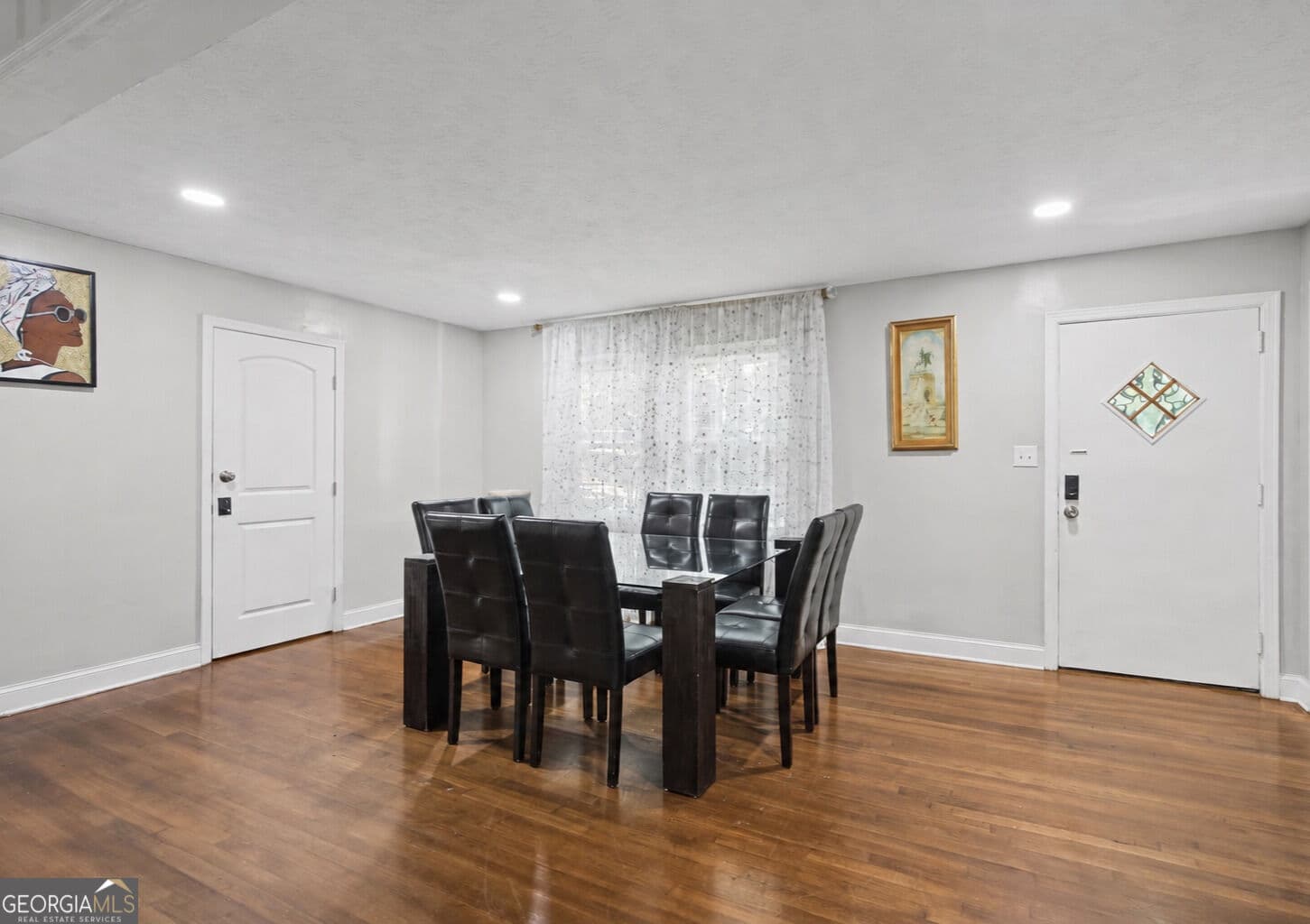 3 bedroom, 2 bathroom, 1,797 sq ft single family residence for sale at 2751 Ben Hill Road, Atlanta, GA 30344 — photo 8