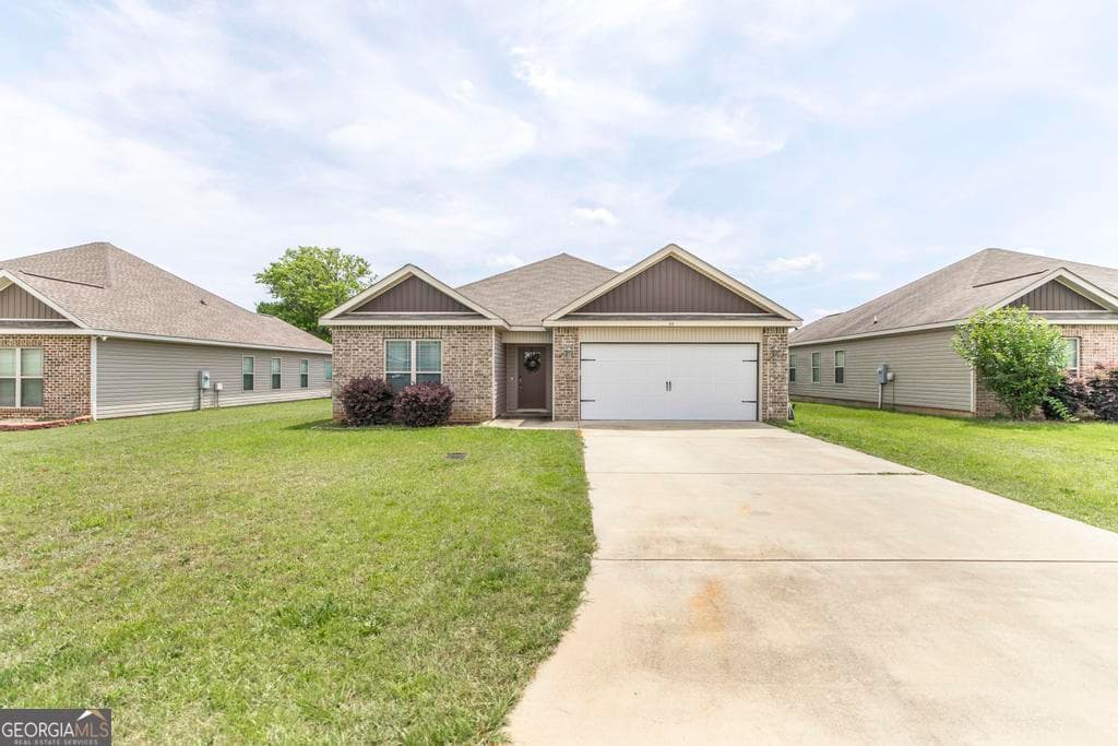 3 bedroom, 2 bathroom, 1,535 sq ft single family residence sold at 96 Santangelo Court, Warner Robins, GA 31093
